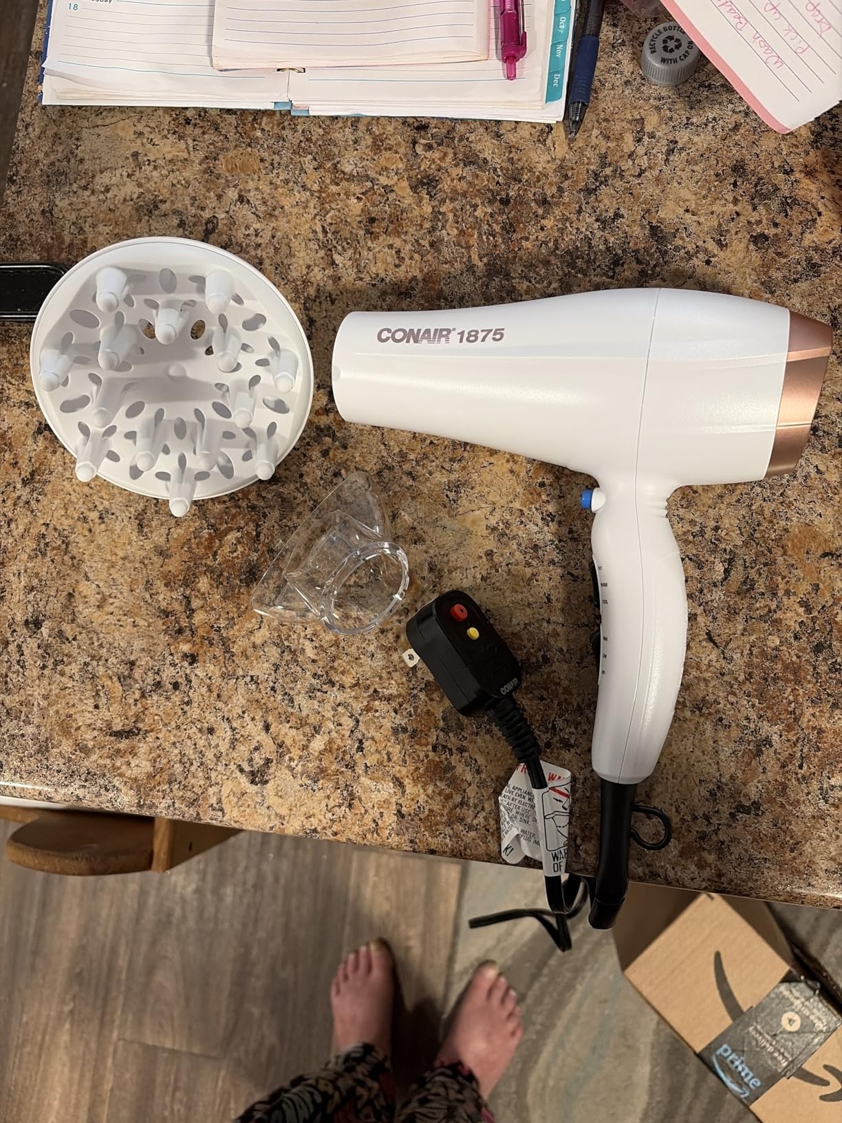 Conair Double Ceramic Hair Dryer with Ionic Conditioning, Includes Diffuser & Concentrator Nozzle, Frizz-Free Blow Dryer for All Hair Types, White, 566DCN customer photo 1