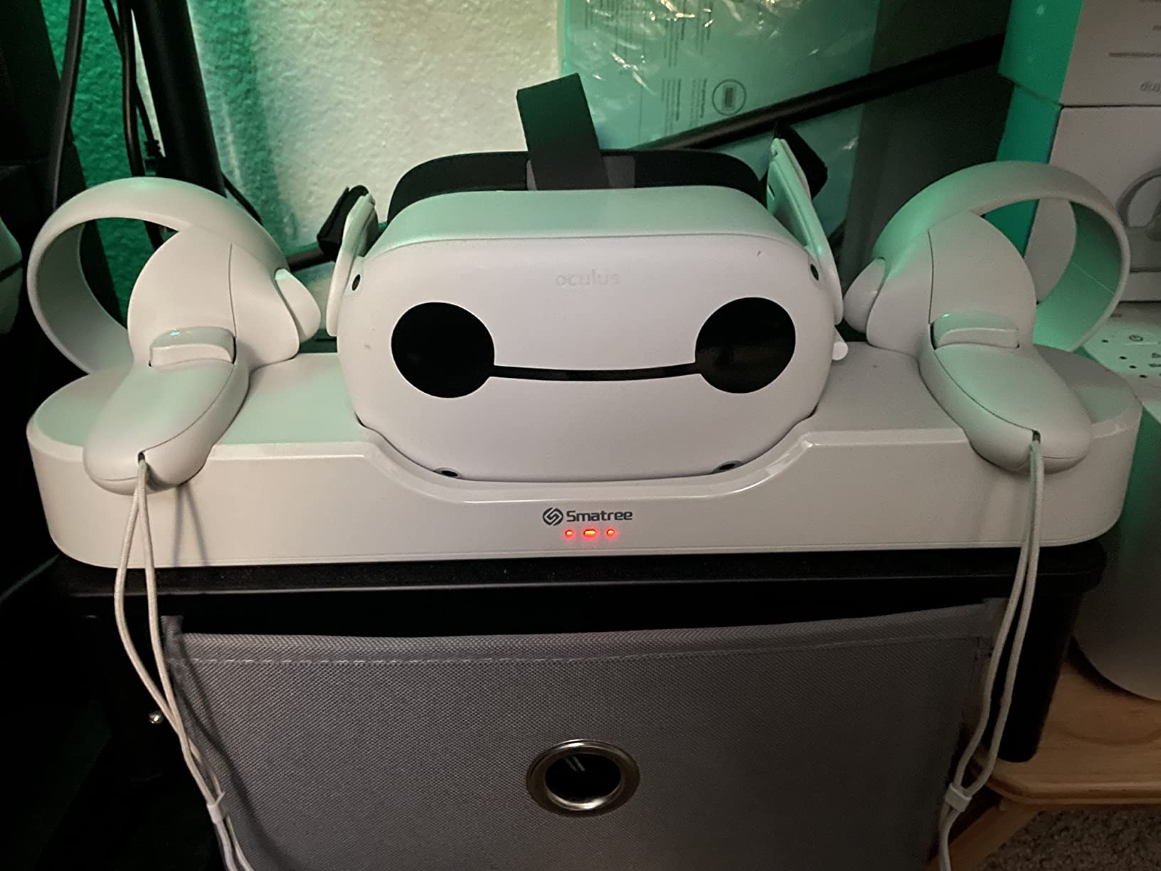 Charging Dock Compatible for Meta Quest 3S/Quest 3, Charge Controllers and Headset Simultaneously, VR Charging Station with LED Light, with 2 Rechargeable Controller Batteries(NO Adapter) customer photo 1