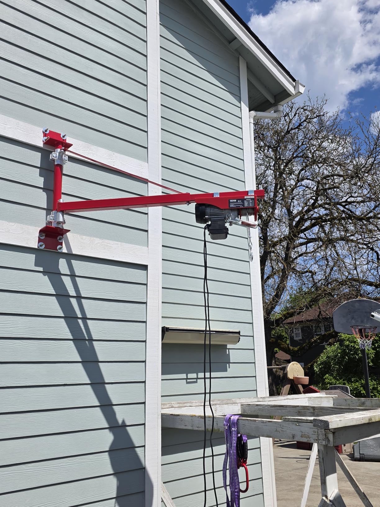 VEVOR Wall Mount Jib Crane, 1320 lbs Max Load Capacity Electric Scaffolding Lift, Electric Hoist Holder Swing Arm with Pole, Steel Hoist Frame, 180 Degree Swivel Scaffold Lifting Arm for Electric Hoist customer photo 1