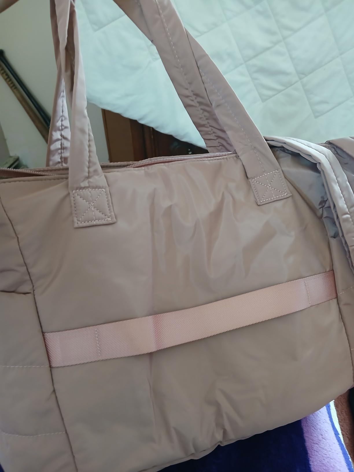 BAGSMART Tote Bag for Women, Lightweight Puffy Tote Bag with Compartments Shoulder Bag Handbag for Travel, Work, Gym | Lightweight customer photo 2