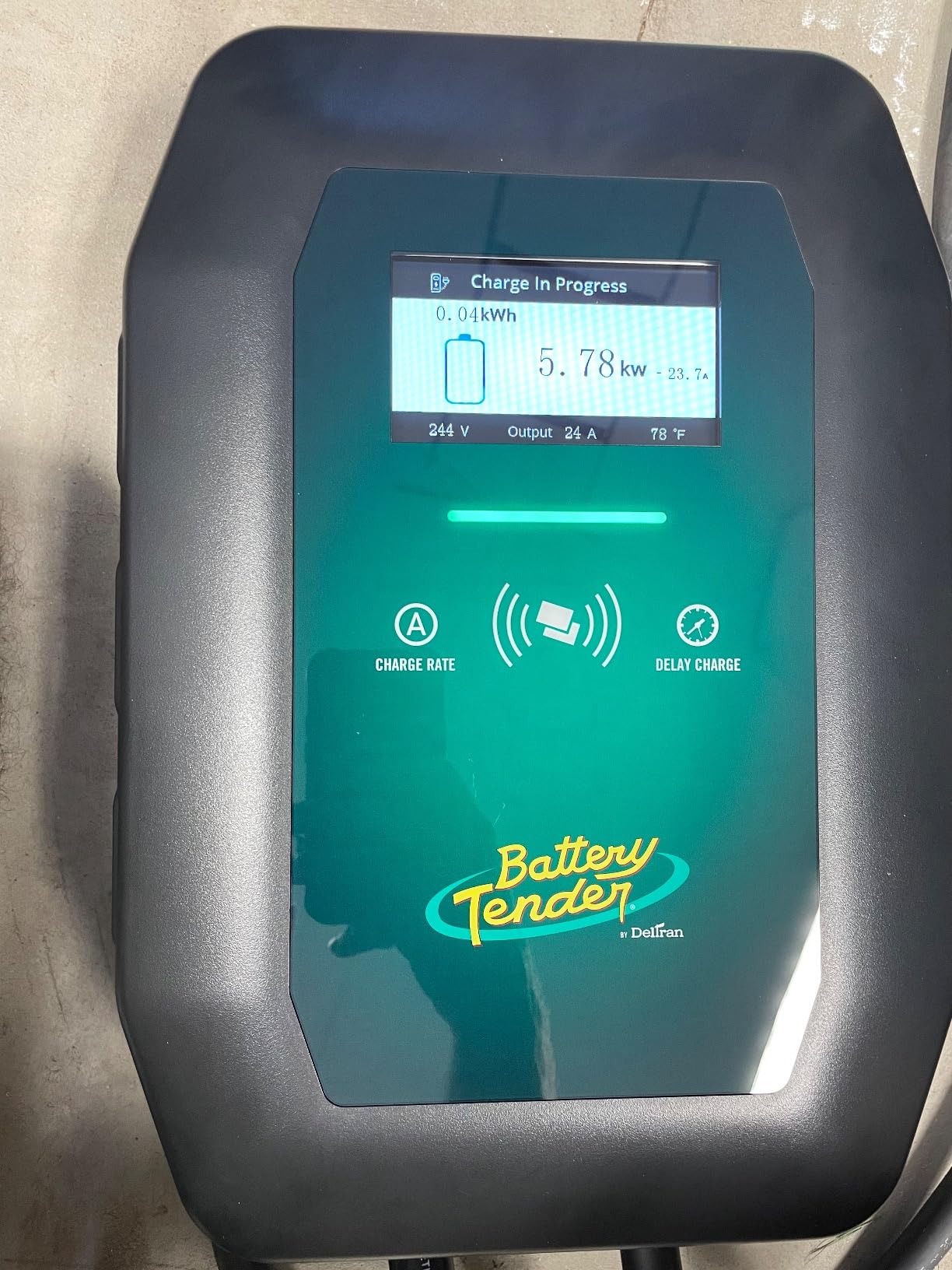 Battery Tender eCharge 48 AMP EV Charger - Level 2 Mounted Indoor Outdoor Fast Electric Vehicle Charging Station with Flexible 25ft Cable NEMA 14-50 customer photo 1