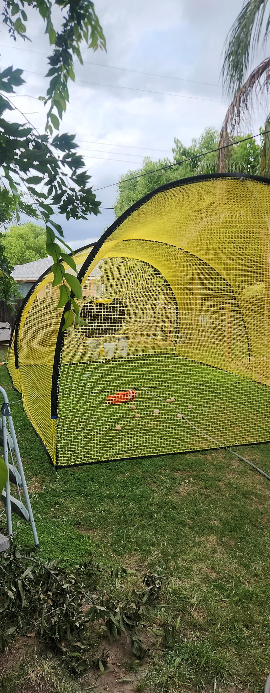 Apex Sports Portable 22ft x 12ft x 8ft Baseball & Softball Batting Cage with Pitching Machine Hole, 3ply 1.25'' Yellow Netting, Secure Steel Poles, 12.7MM Fibreglass Poles, Carry Bag Included customer photo 2