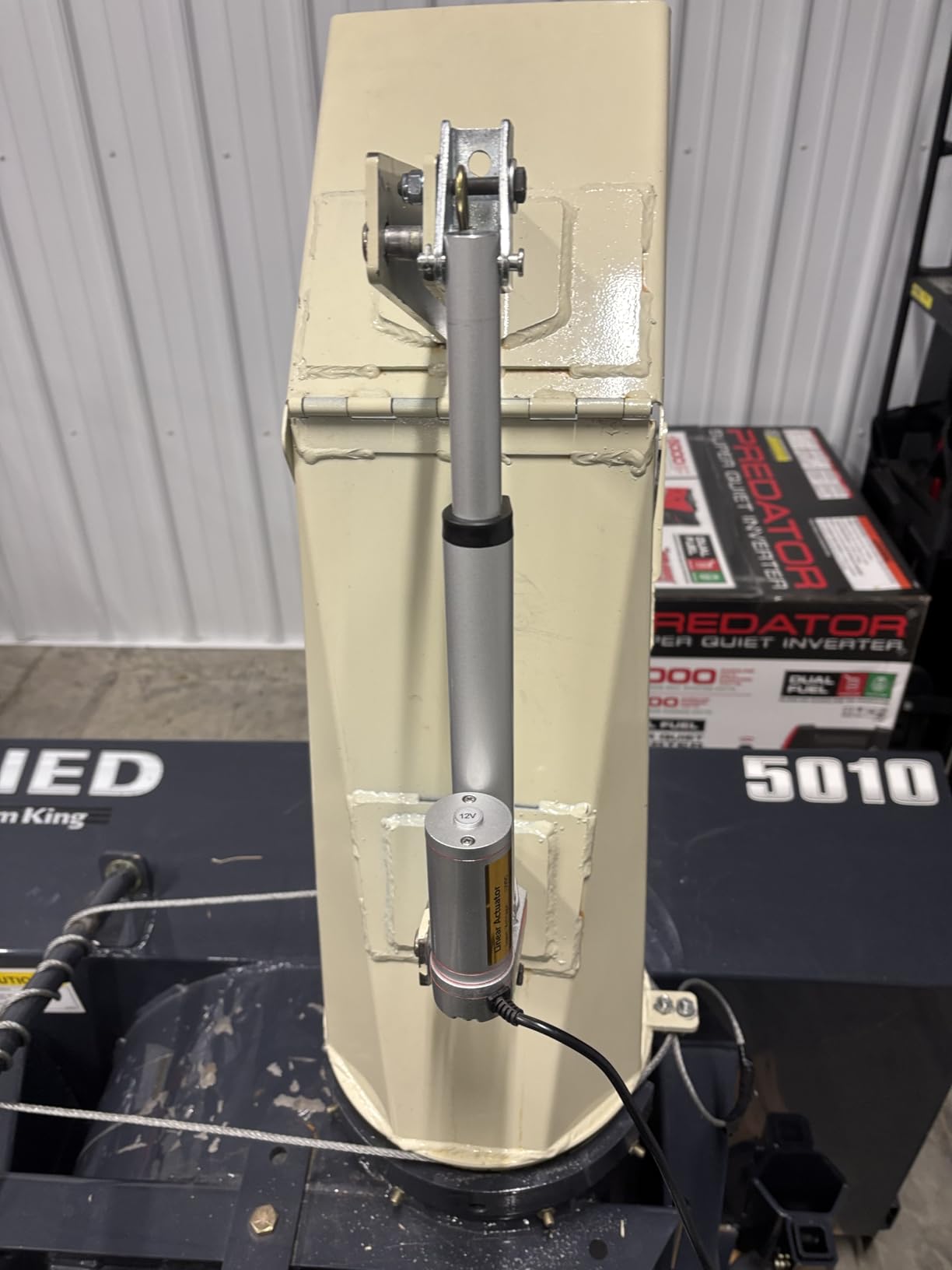 RVMARINEPAT Linear Motion Actuator Fast Speed 14 mm/s 1000N with Controller 300MM Stroke Waterproof Electric Actuator 12V Heavy Duty for Electric Sofa Car Door customer photo 1