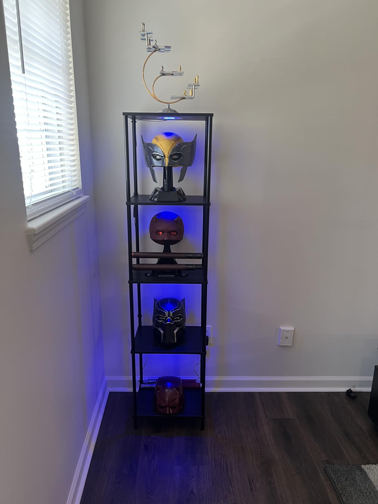 Display Shelf with RGBW Light, Color Changing Curio Cabinet Floor Lamp with Shelves Corner Standing Column Lamp Etagere Organizer Tower Nightstand Bookcase for Living Room Bedroom Office Decor Black customer photo 2