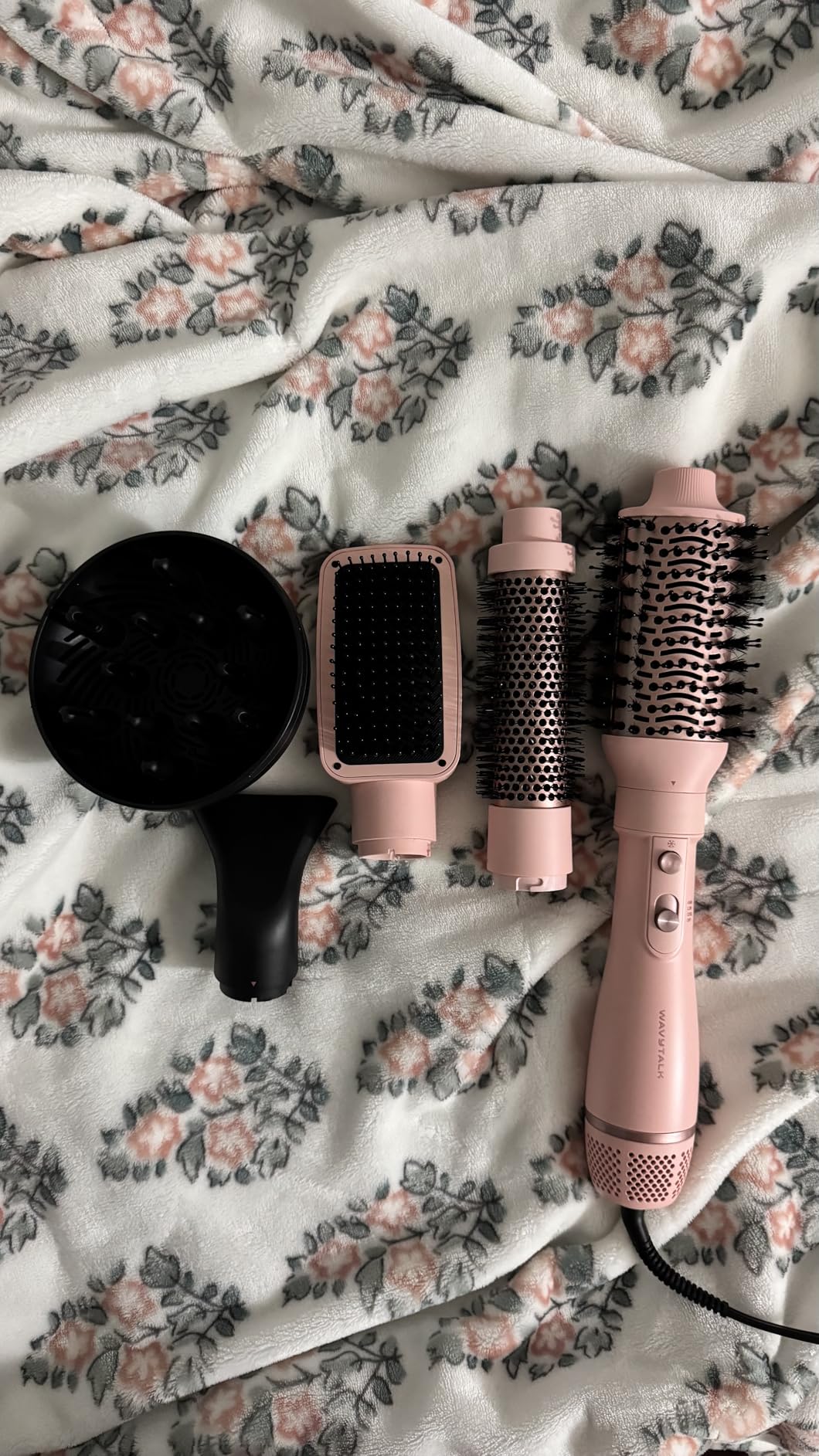 Blow Dryer Brush Set, Wavytalk Air Sculpt 5-in-1 Hot Air Brush Set, Multi Hair Styler for Salon Blowouts, Smooth Curls, Volumizing and Straightening, Sleek and Less Frizz, Pink customer photo 1