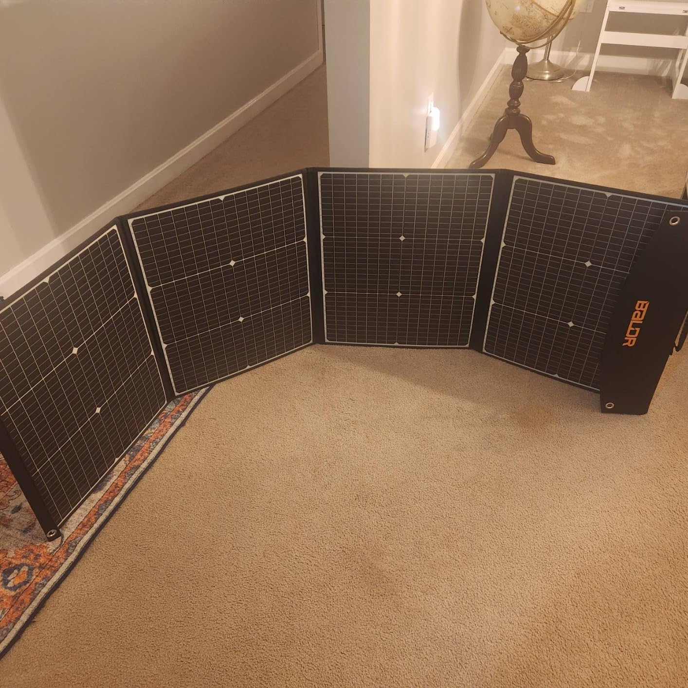 BALDR Solar Panels 200W Monocrystalline Portable Folding Solar Charger for Solar Generators and Portable Power Stations, Solar Panel Kit for Camping, Off Grid Living customer photo 2