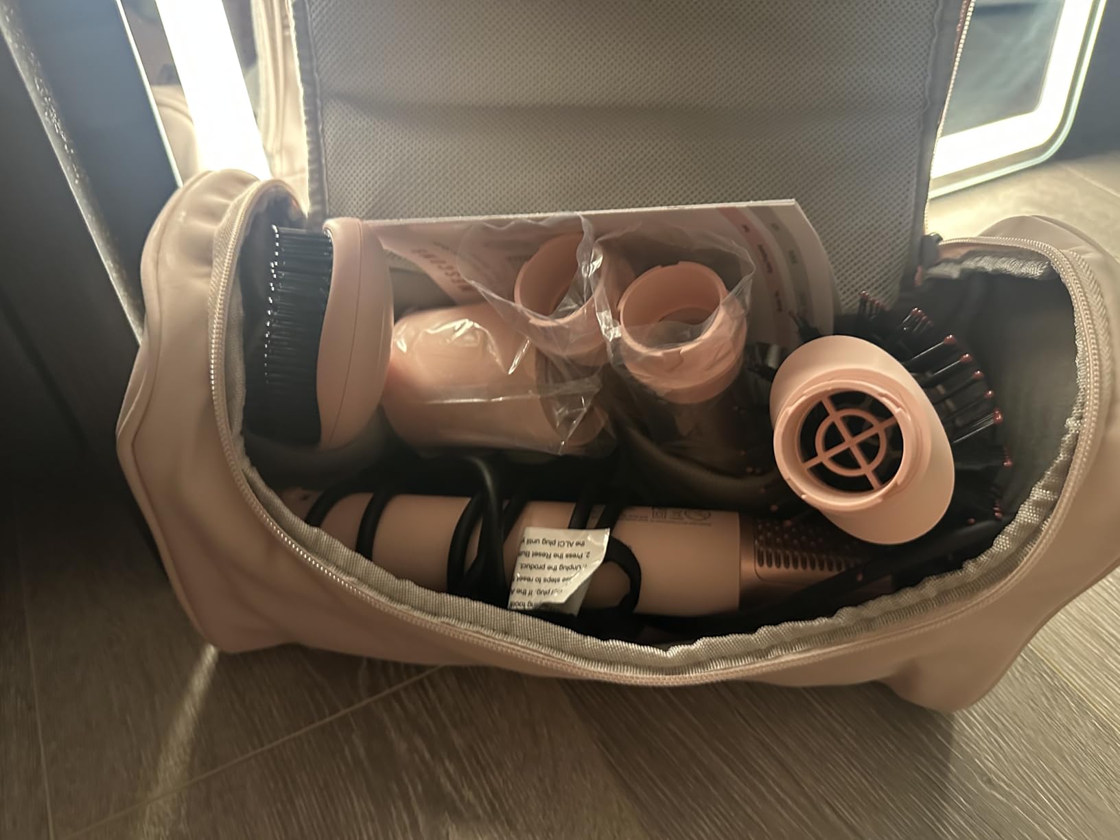 5 in 1 Hot Air Styler Wrap - High-Speed Hair Dryer, Volumizing Brush with Auto Curlers, Fast Drying & Frizz-Free Styling - No Heat Damage - Includes Travel Bag customer photo 2