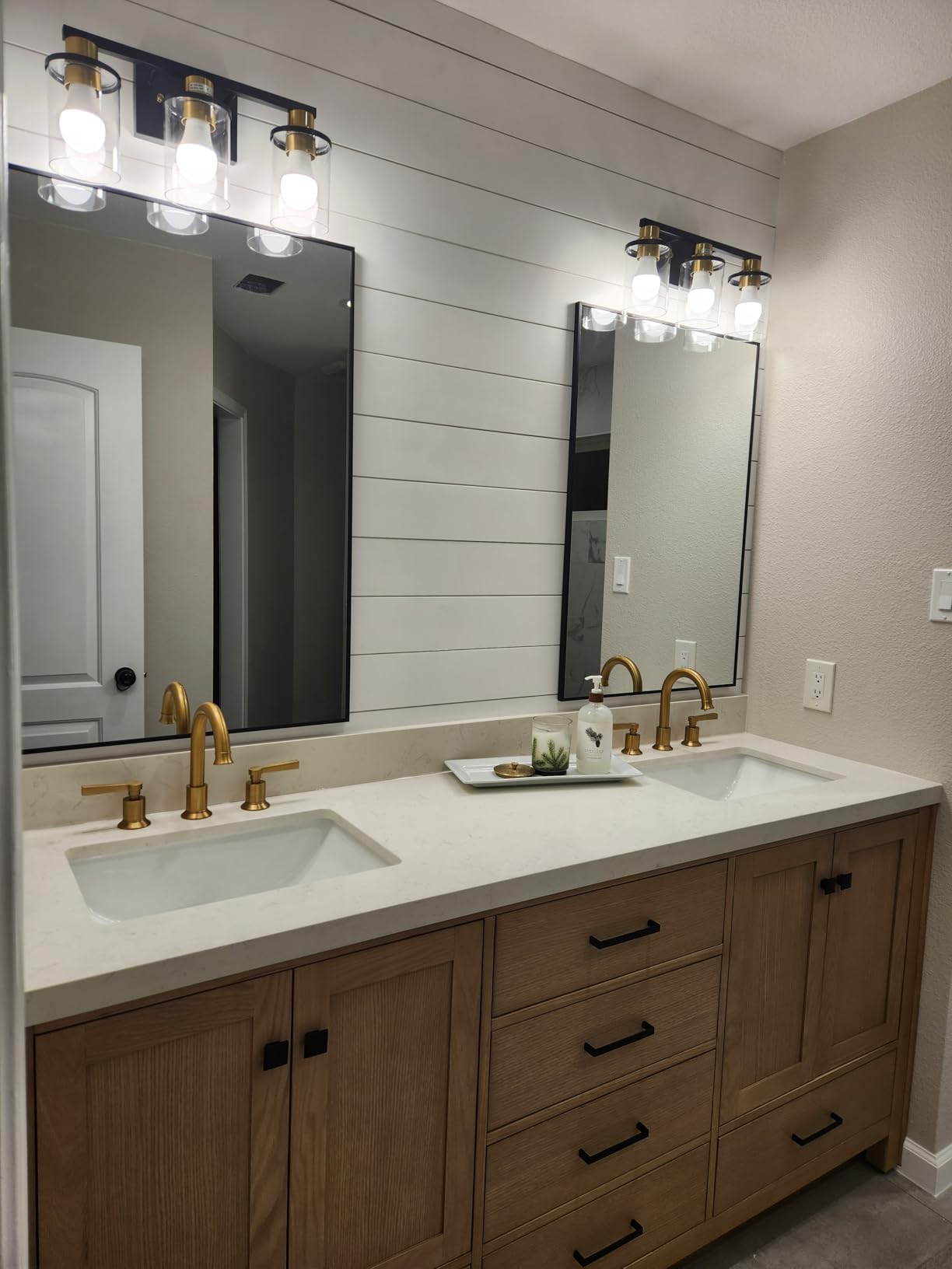 ARIEL Cambridge 72-inch Bathroom Vanity with Sink, Solid Wood, 1.5-inch Pure White Quartz Countertop, Double Rectangular Porcelain Sink, 4 Soft Closing Doors, 6 Dovetail Drawers, White Oak customer photo 2
