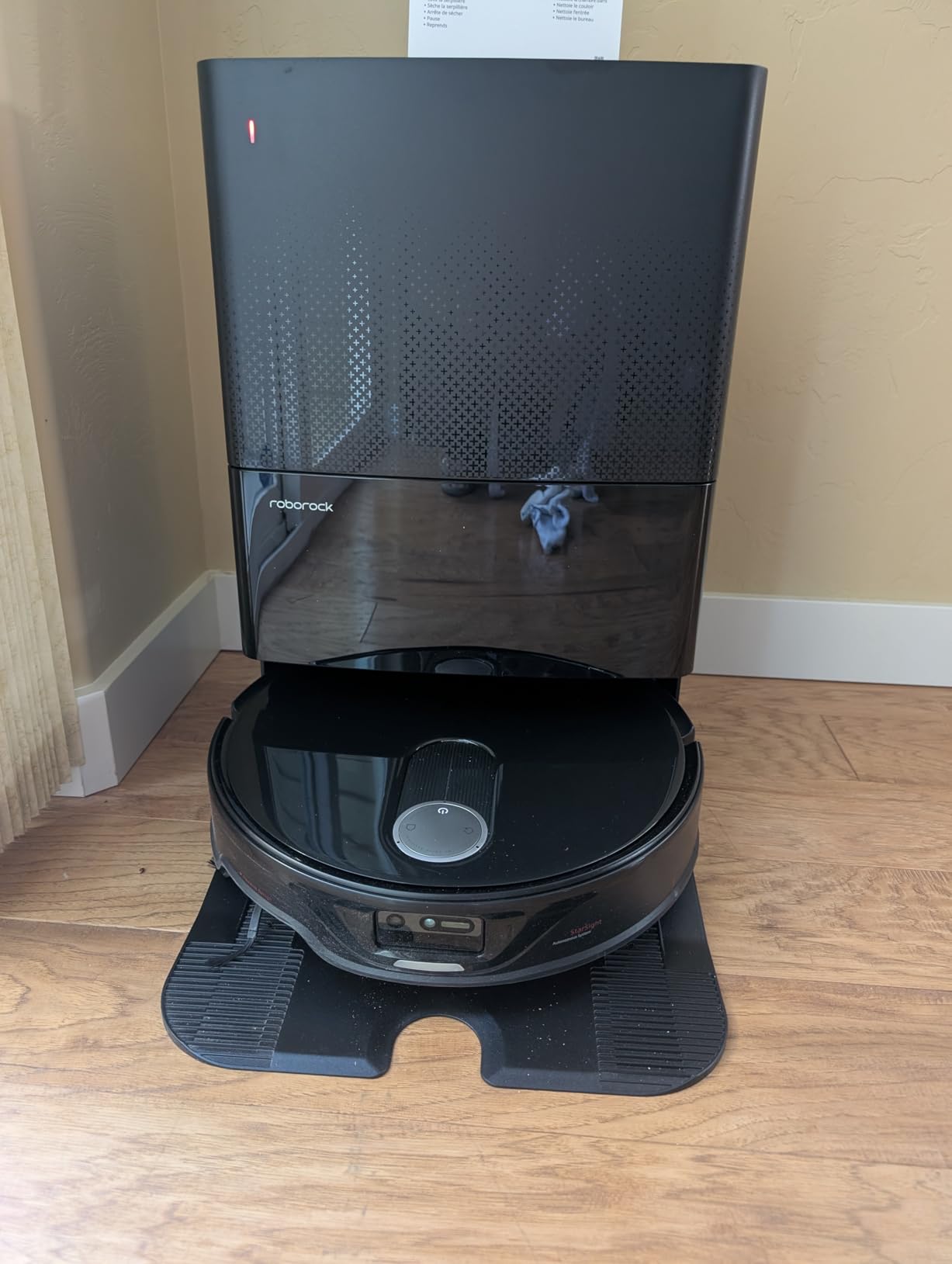Roborock S8 Max Ultra with Auto Water Refilling and Drainage System Robot Vacuum and Mop, FlexiArm Design, Smart Dirt Detection, Self-Emptying, 8000Pa Suction for Various Floors, Pet Hair, White customer photo 1