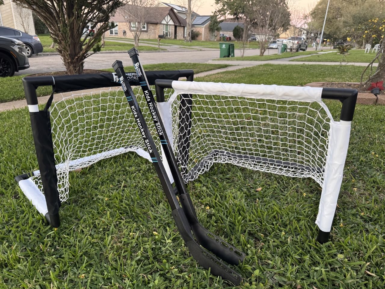 Premier Sports Kids Hockey Set - (4) Sticks, (2) Mini Goals, (1) Foam & (1) Standard Balls - Complete Beginner Set Ages 3-9 customer photo 1