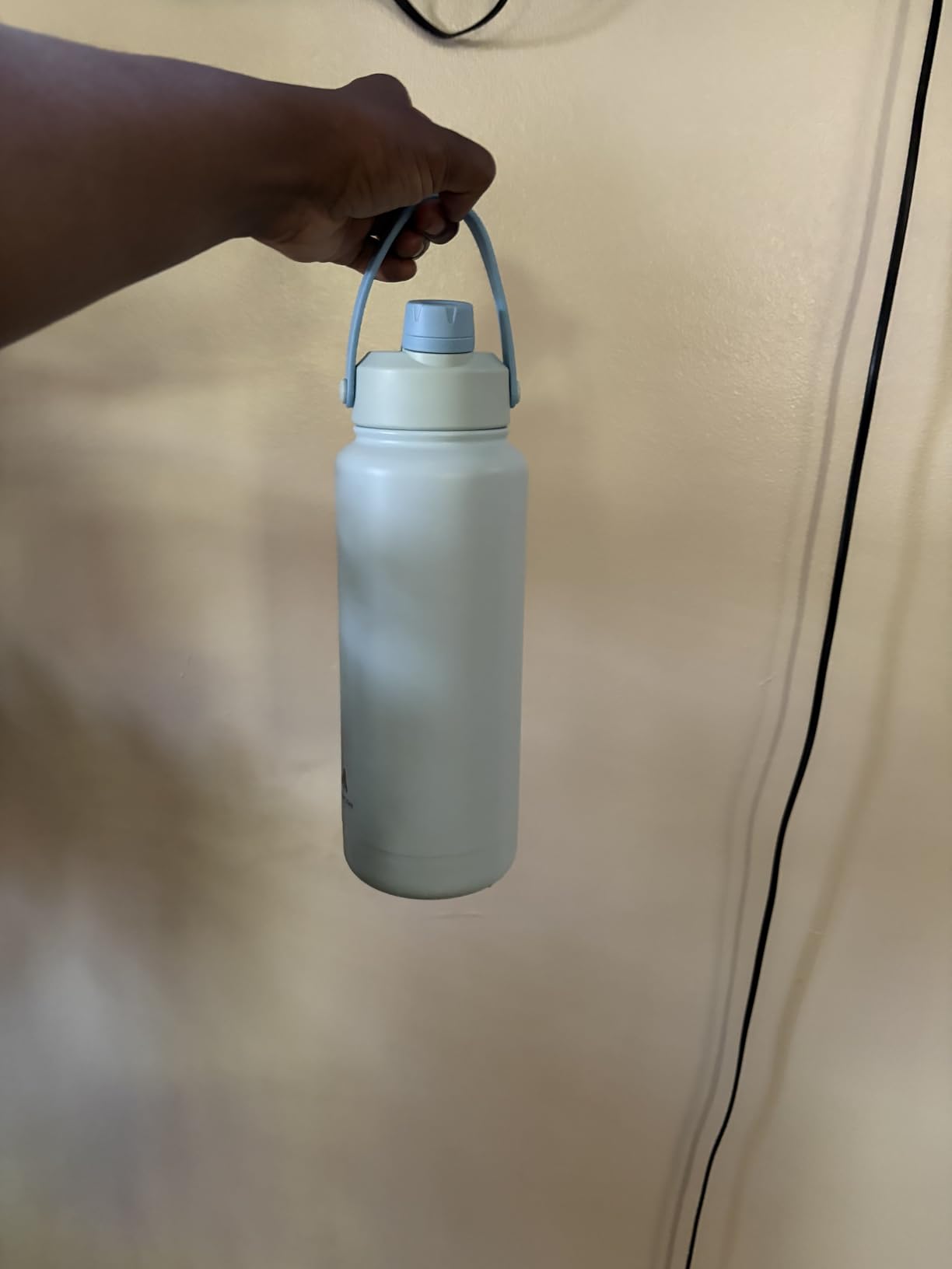 POWCAN 32 oz Insulated Water Bottle with 2-in-1 Straw and Spout Lid, Keep Cold 24H, Leak-Proof, BPA-Free, Double Wall Stainless Steel Water Bottle for Sports, Gym, Travel, and School (Cotton Candy) customer photo 2