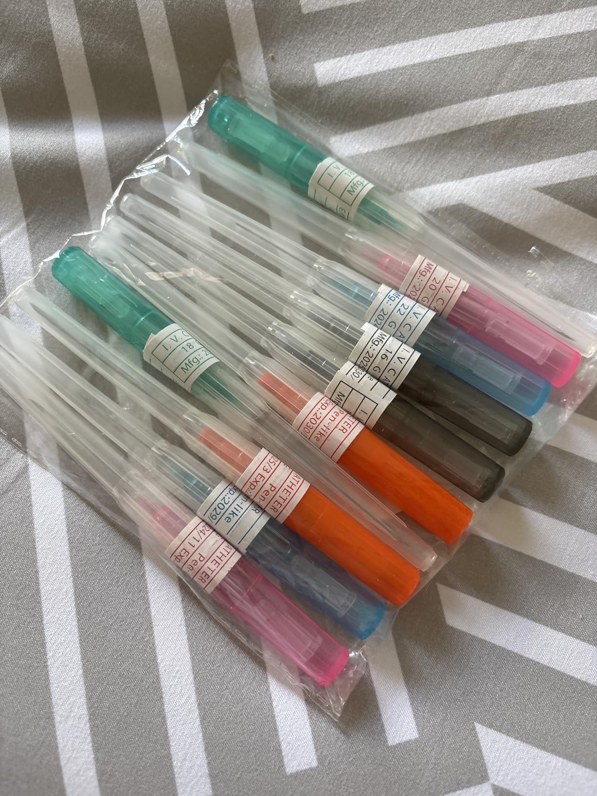 10Pcs Mixed Piercing Needles (14G-22G) - Hollow Cannula Body Piercing Tools for Ear, Nose, Belly, Lip & Cartilage - Professional Piercing Supplies customer photo 1