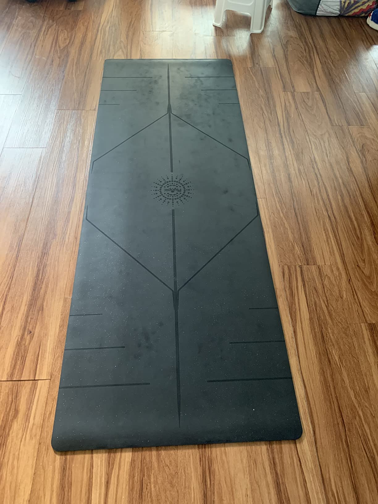 Plyopic Ultra-Grip Pro Yoga Mat - EXTREME Non-Slip Performance - Dry & Wet Grip - Alignment Lines - Sweat Resistant - For Bikram & Hot Yoga customer photo 1