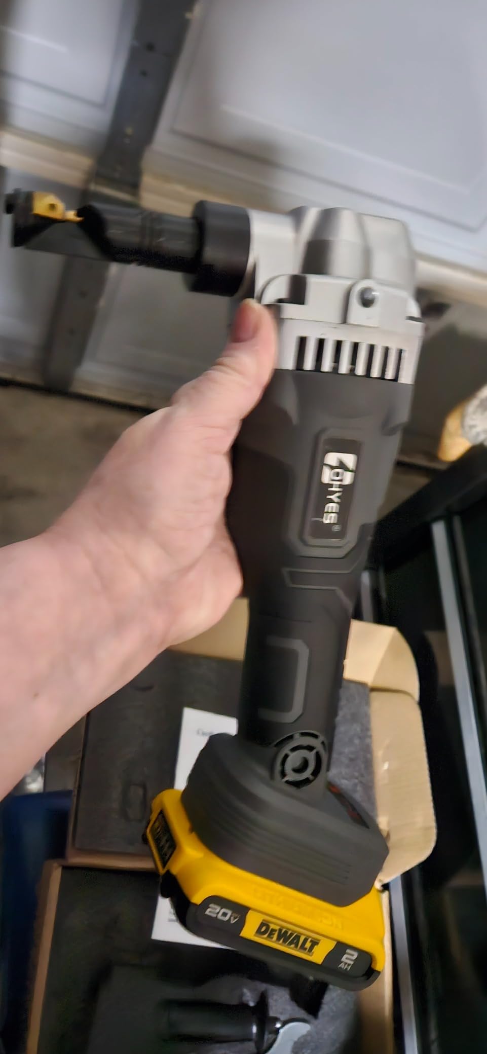 Metal Nibbler Fit for DeWALT 20v Max Battery Brushless Motor 16 Gauge Variable Speed Assist Handle & 2 Blades For Metal Cutting, Stainless Steel and Aluminum(Battery not Included) customer photo 2