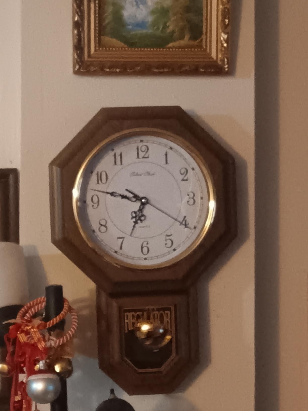 Pendulum Wall Clock Battery Operated, Imitation Wood Plastic Regulator Clock with Pendulum,Vintage Decorative Wall Clocks for Living Room,Farmhouse,Office,Bedroom,Kitchen,Wall Decor customer photo 1