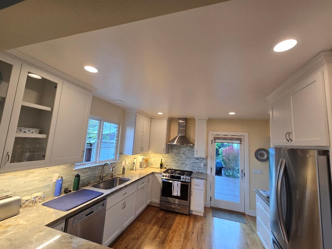 Feit Electric LED Recessed Light Retrofit Kit - 5/6 in Dimmable with Baffle Trim, 75W Equivalent, Adjustable White 2700K-5000K, 90+ CRI, for Living, Bathroom, Dining & Kitchen Room customer photo 1