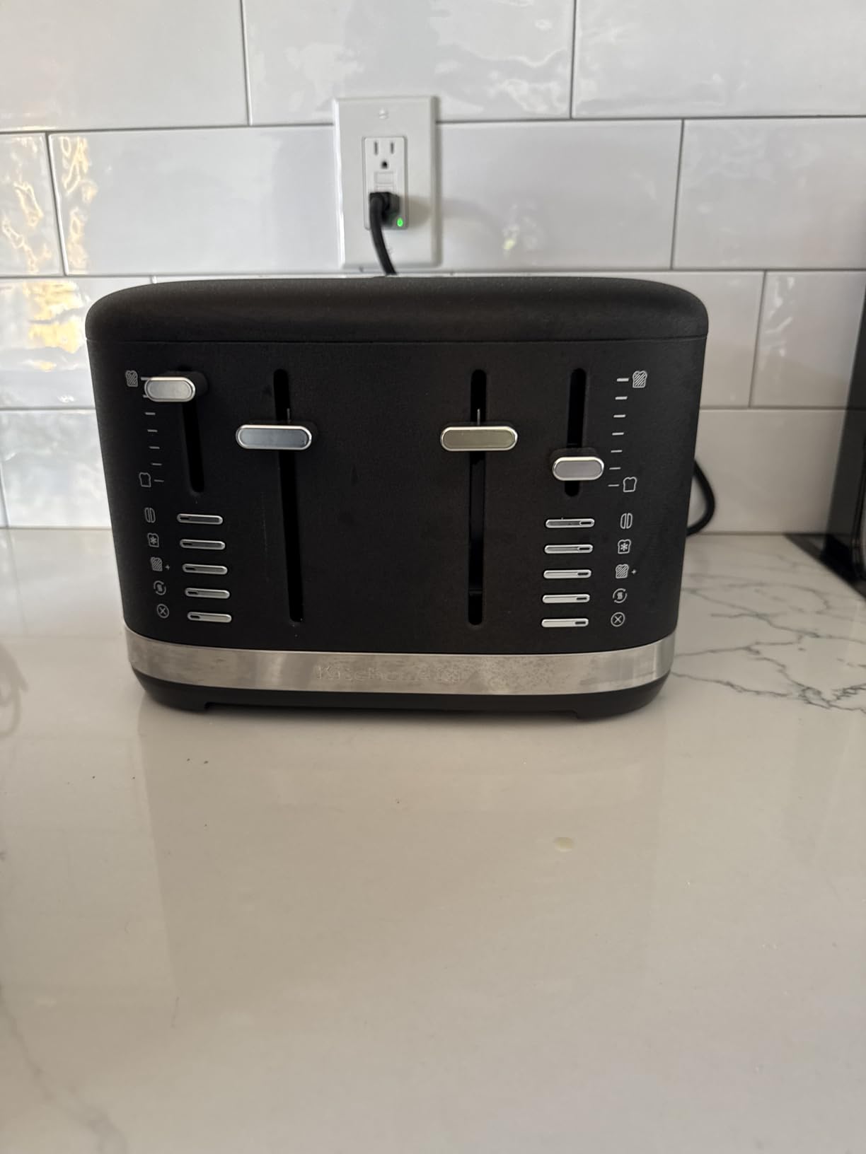 KitchenAid 4 Slice Automatic Toaster with Extra Wide Slots, KMT4109PL, Porcelain White customer photo 2