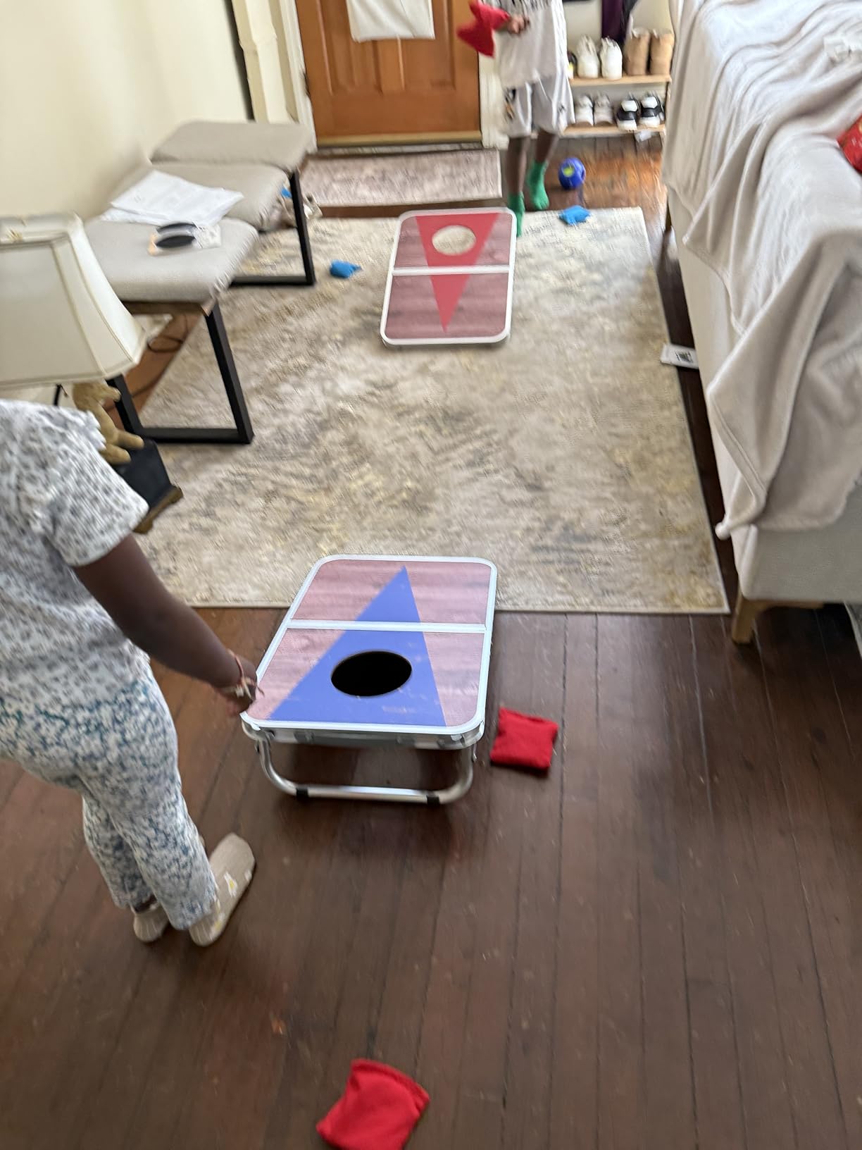 ROPODA Portable Cornhole Board Set, 24x16/30x20in Corn Hole Games with 8 Bean Bags, Aluminum Alloy Edging customer photo 1