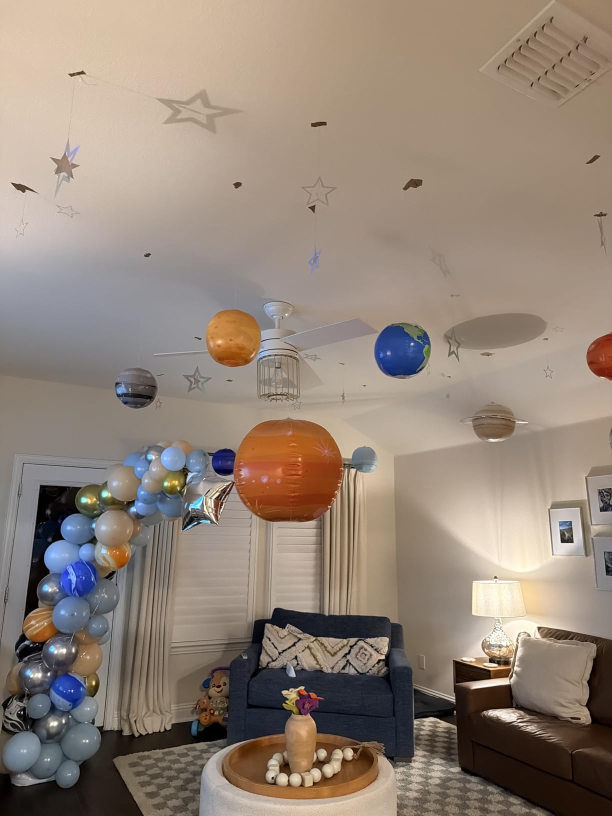 Dan&Darci Inflatable Solar System Planets for Kids - Science Toys - Boys Room Decor Ceiling - Space Birthday Gifts - Outer Space Themed Party Decorations - Astronomy Gifts 5-7 6-8 8-12 Years Classroom customer photo 2