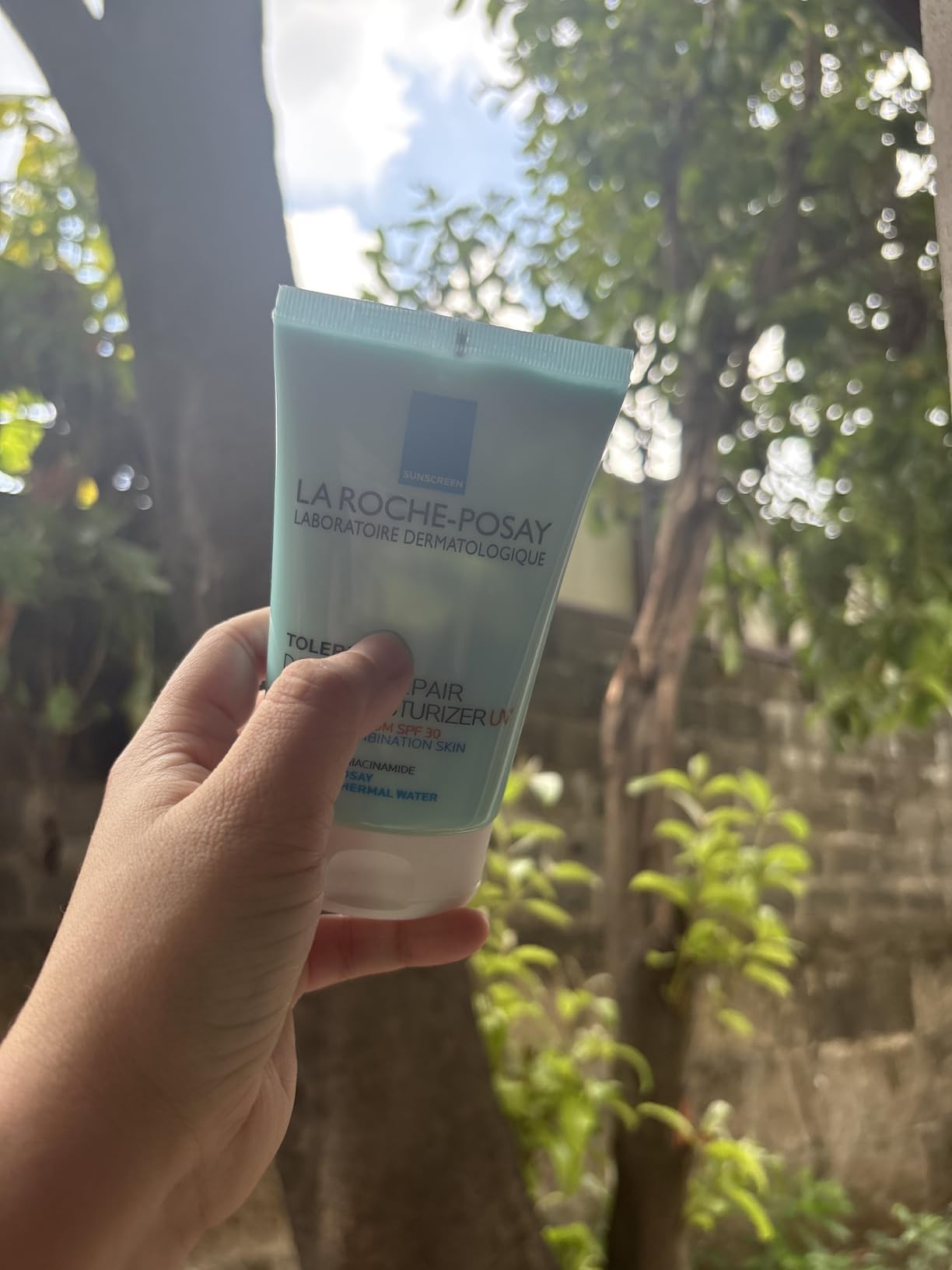 La Roche-Posay Toleriane Double Repair Matte Face Moisturizer, Daily Moisturizer For Oily Skin With Ceramide And Niacinamide For All Skin Tones, Oil Free, Non-Comedogenic customer photo 1