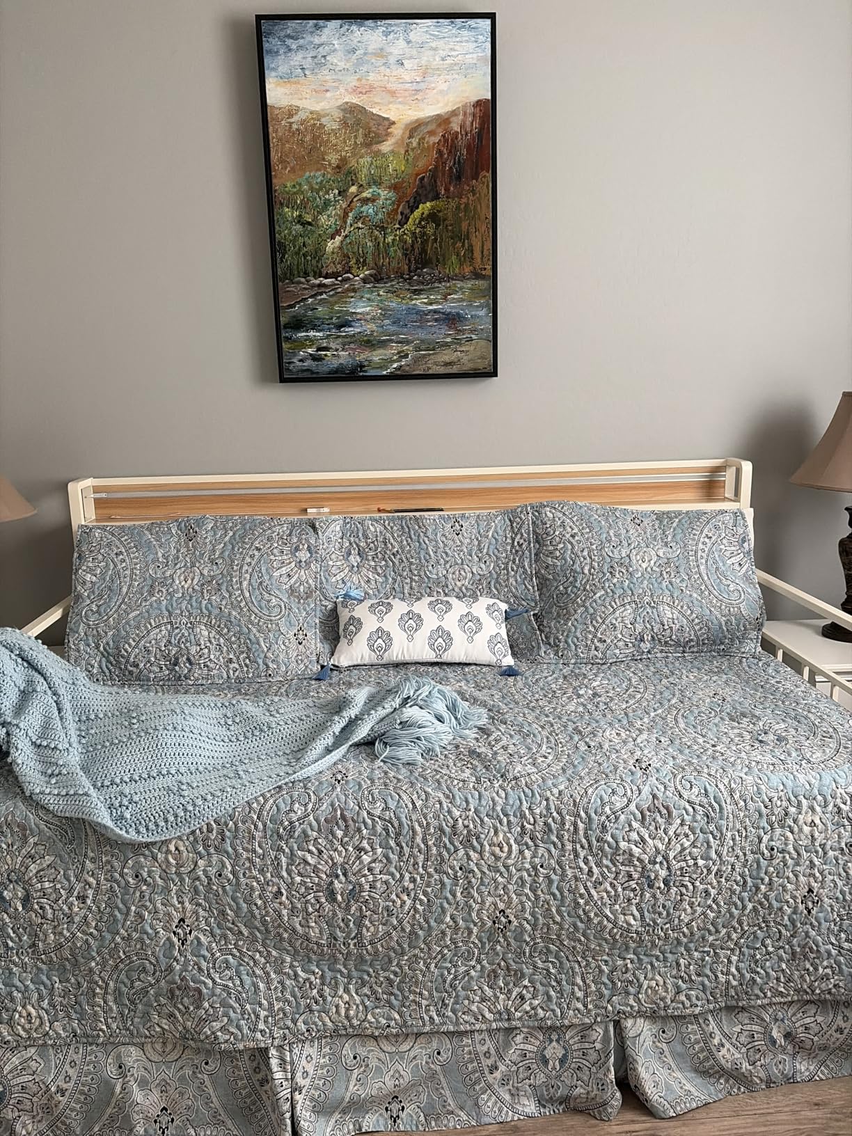 Daybed with Trundle and LED Light, Heavy Duty Metal Twin Bed Frame with Upholstered Storage Headboard & Charging Station, Day Bed Pop Up Trundle Bed Twin for Living Room,Bedroom and Guest Room, Black customer photo 1