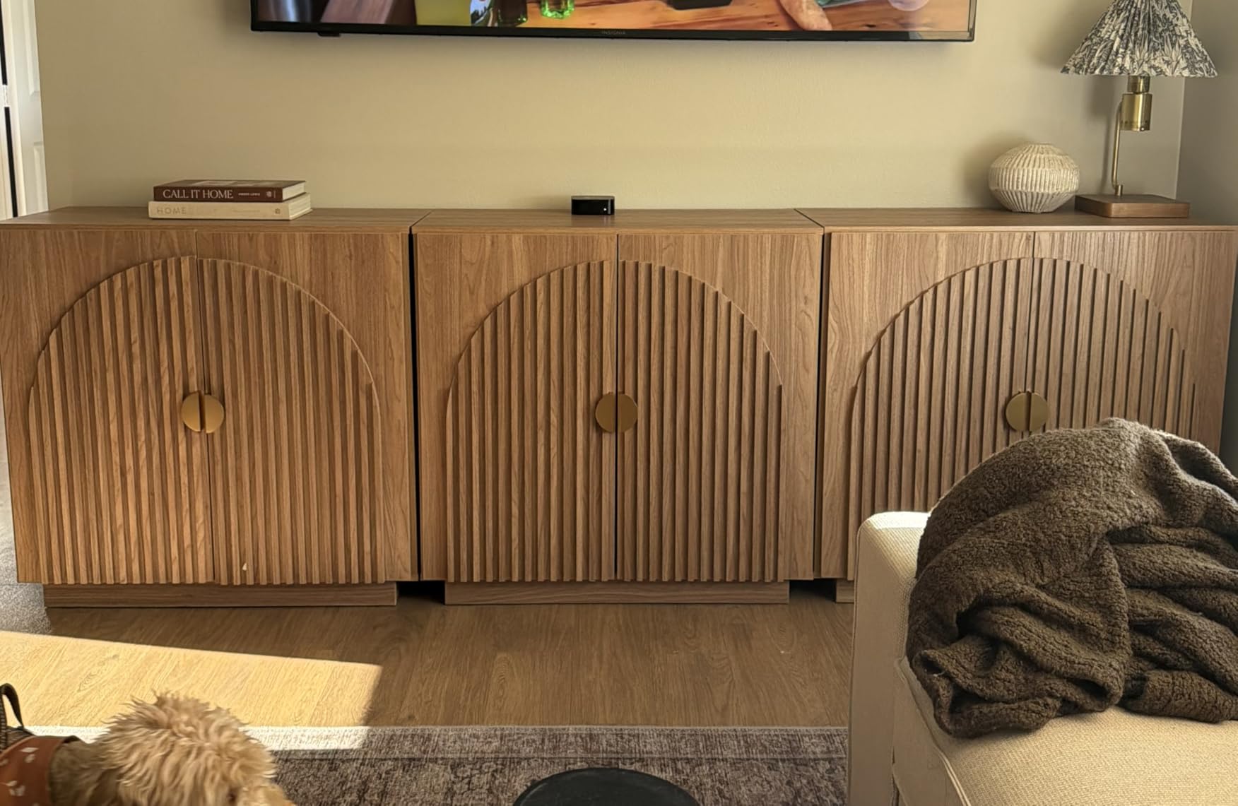 BELLEZE 65 Inch Fluted Buffet Cabinet with Storage, Symmetrical Arc Accent Sideboard Large Console Table for Dining Room, Kitchen, and Living Room (Caramel Brown) customer photo 1