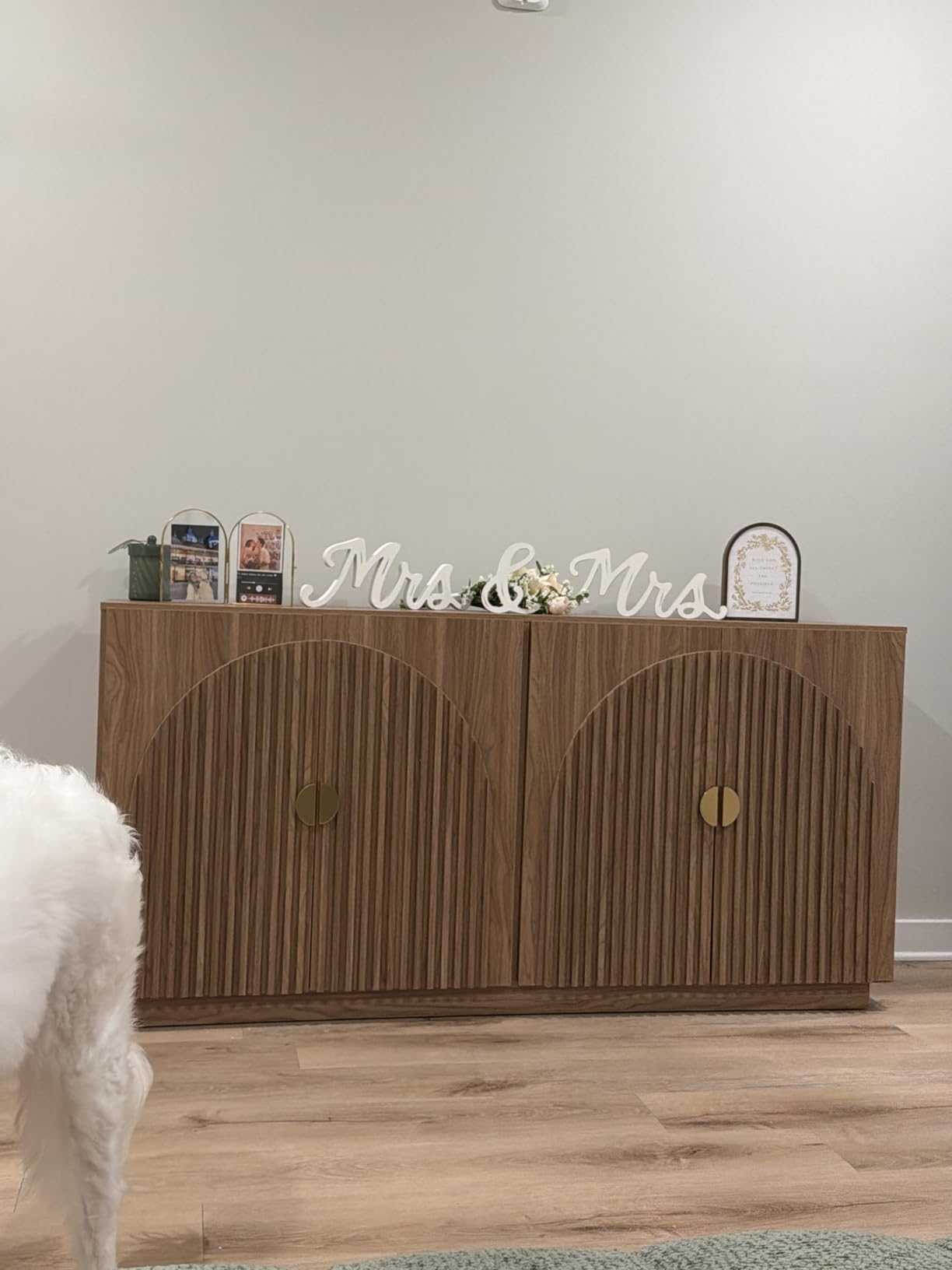 BELLEZE 65 Inch Fluted Buffet Cabinet with Storage, Symmetrical Arc Accent Sideboard Large Console Table for Dining Room, Kitchen, and Living Room (Caramel Brown) customer photo 2