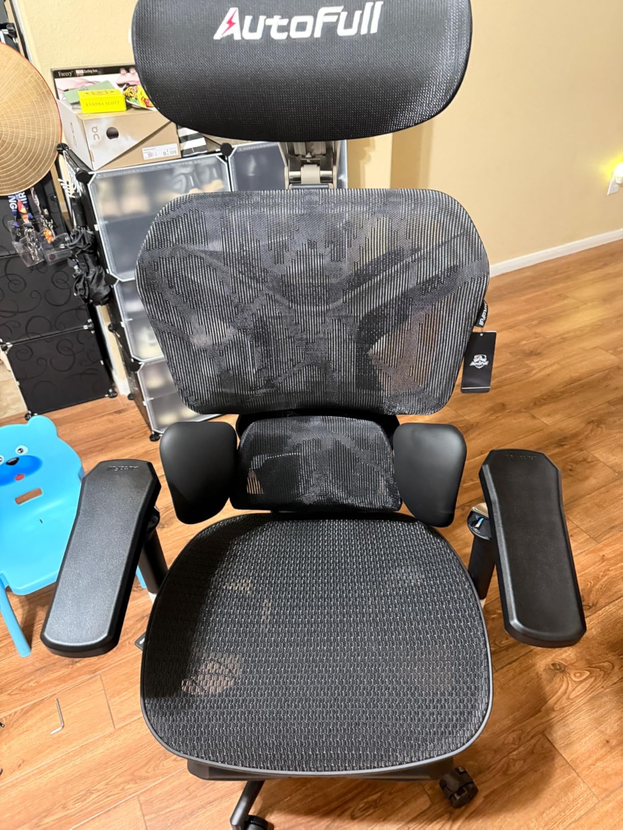AutoFull G7 Gaming Chair - 3-Zone Lumbar, 22-Point Adjustment, Breathable Mesh, Custom Backplate, 720 Degree Armrests, BIFMA Certified Ergonomic, 140 Degree Recline, IGR Certified, Niko Endorsed customer photo 2