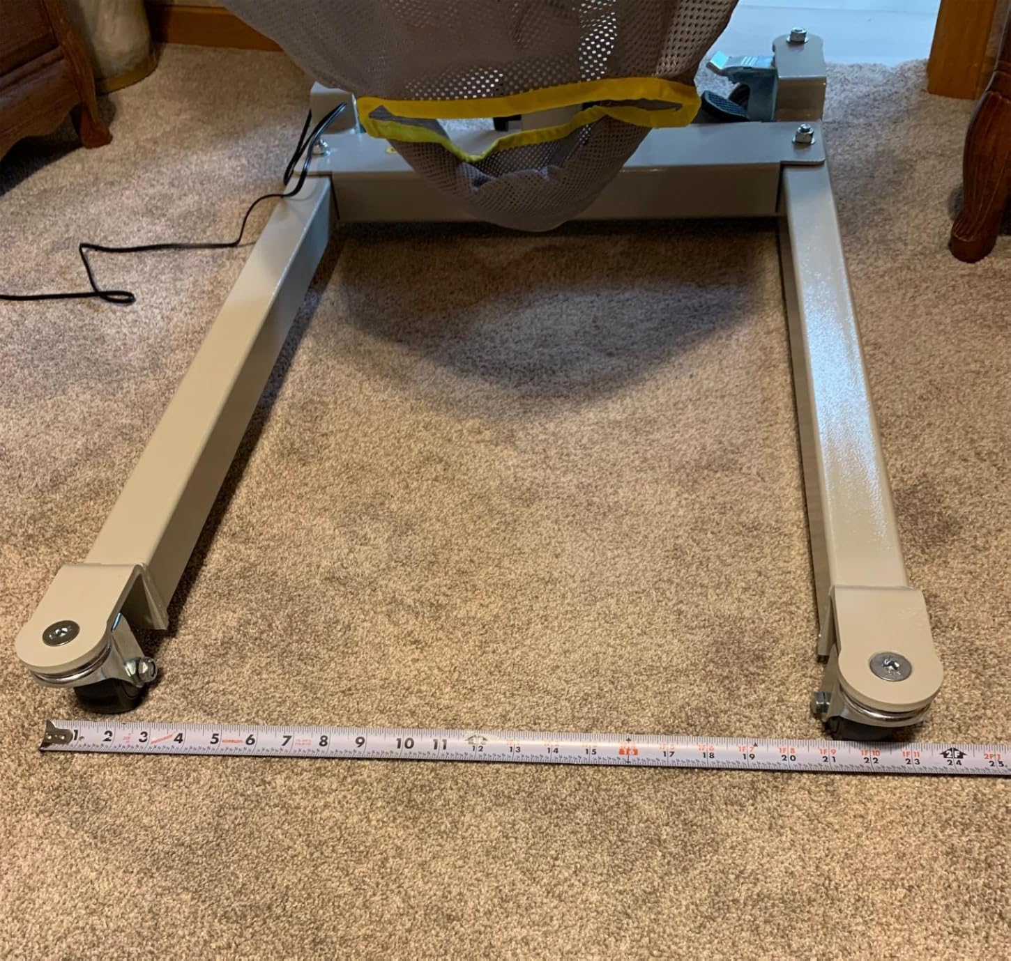 Careboda Electric Patient Lift, Medical Transfer Lifts for Seniors with Sling, Sit to Stand Lift for Elderly, 510LBS Weight Capacity customer photo 1