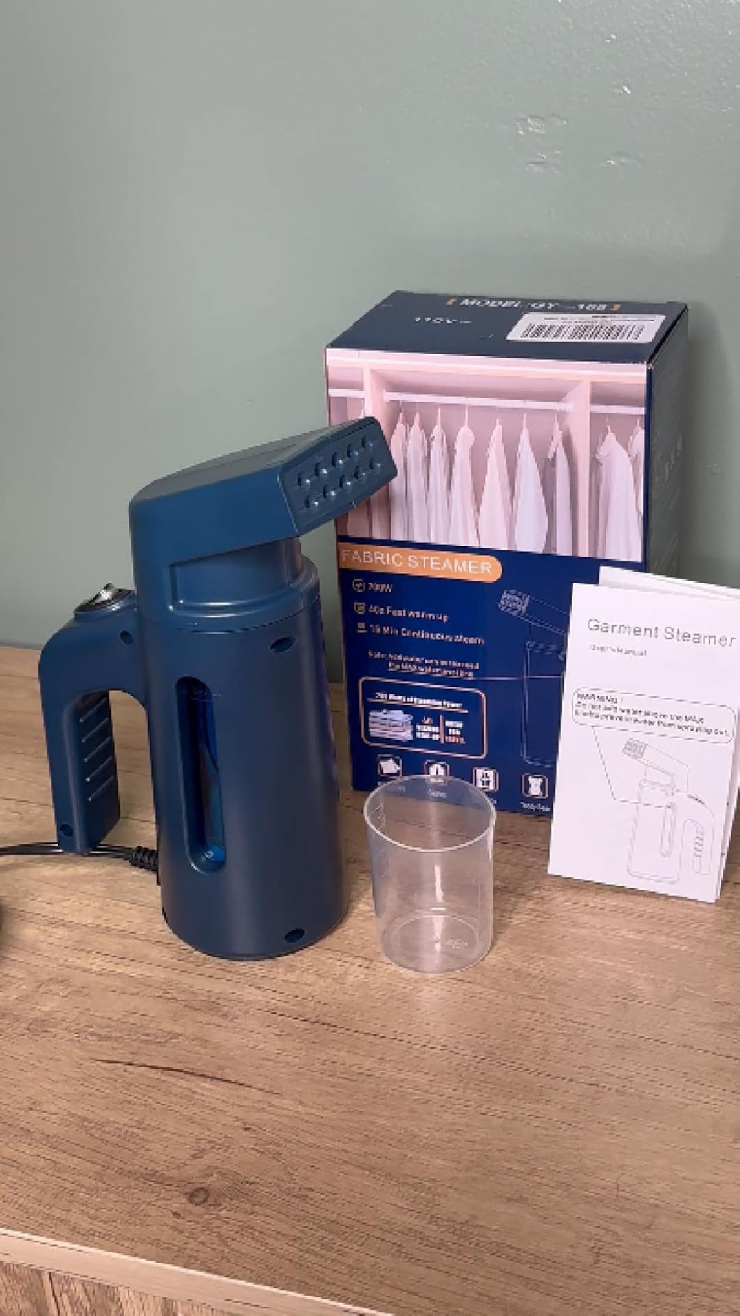 Steamer for Clothes 700W, Double Row Steam Clothes Steamer, 180ML Large Capacity Water Tank, 40S Fast Heat-up Garment steamer for Home and Office(GY168) customer photo 1