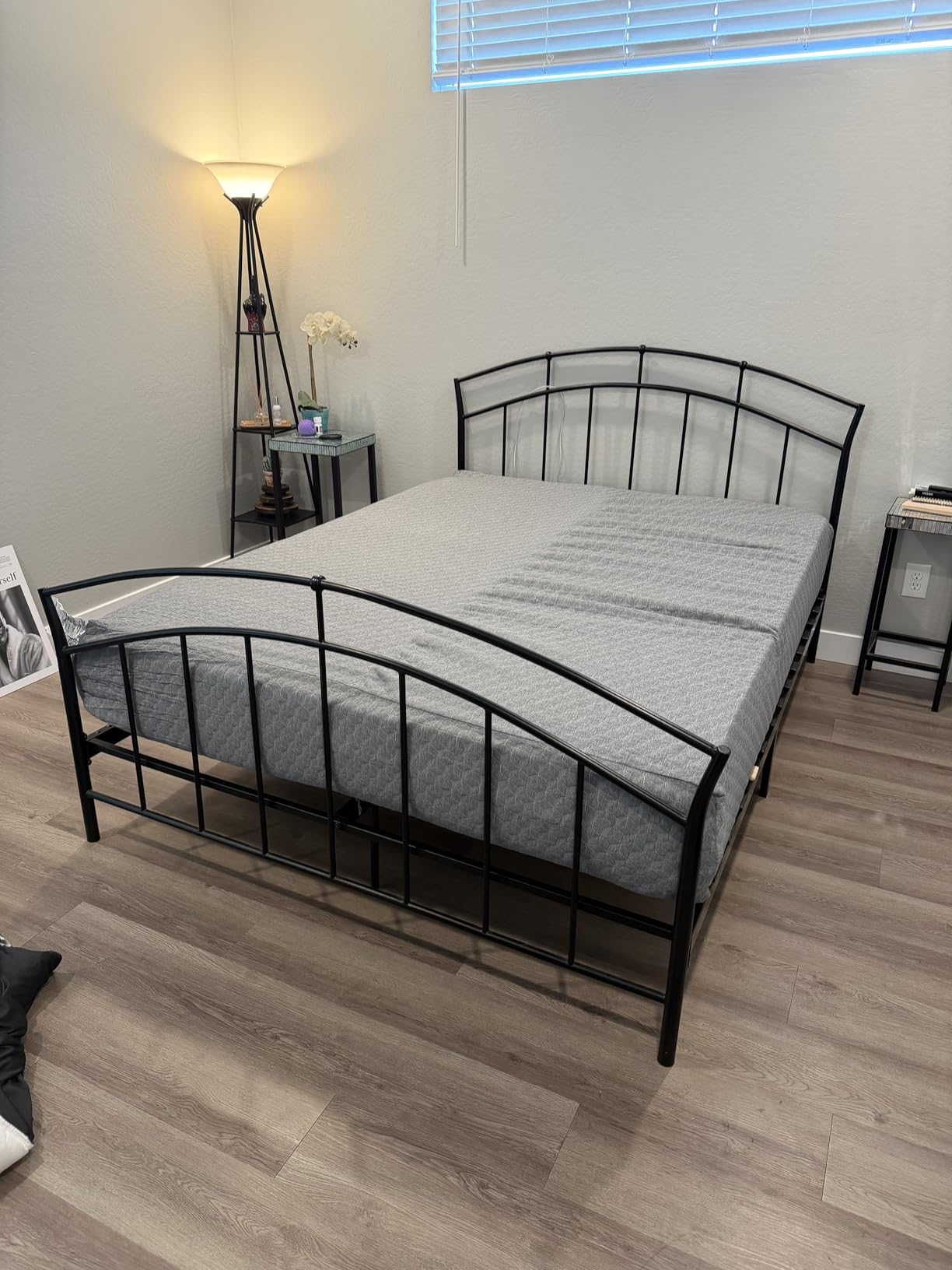 Novilla Queen Mattress 12 Inch, Queen Memory Foam Mattress for Cool Night Sleep & Pressure Relief, Thermally Balanced Foam Mattresses for Heat Dissipation, CertiPUR-US Certified Mattresses in a Box customer photo 2