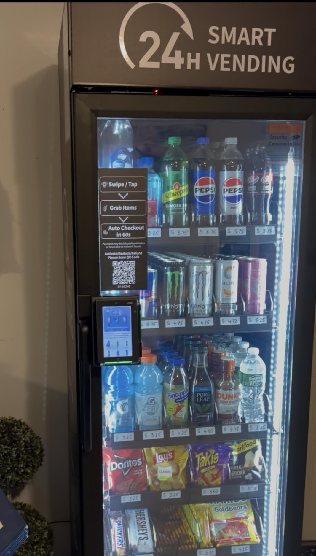 AI Vending Machine, Smart Vending Machine for Drink and Snack Sales, Cashless Payment for Office, Gym, Breakroom and Commercial Use, 216-Bottle Capacity, Mini 360 customer photo 1