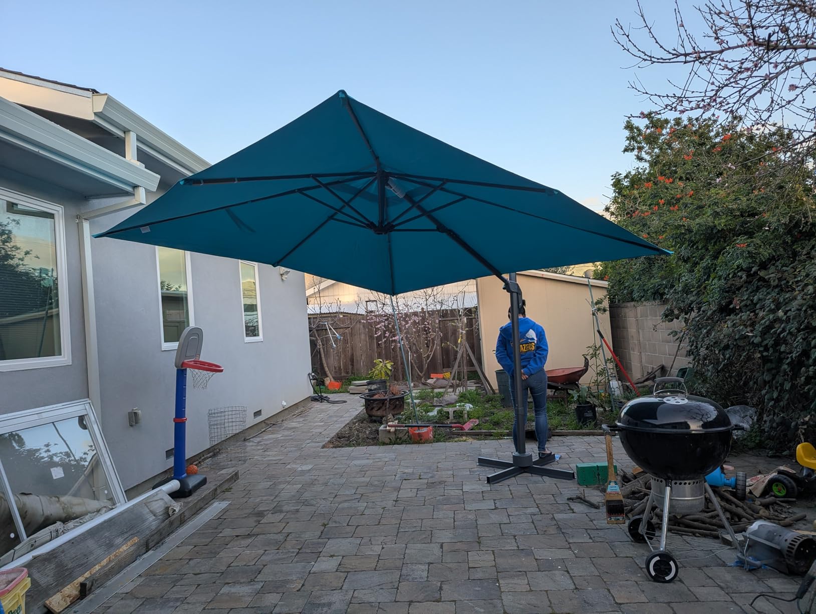 HOTEEL 10x10ft Patio Umbrella Cantilever Umbrellas Double Top - Upgrade and Intensify - 360 Rotation and 5 Angles Adjustment - Aluminum Offset Pool Umbrella Outdoor Umbrellas for Patio Garden Pool customer photo 2