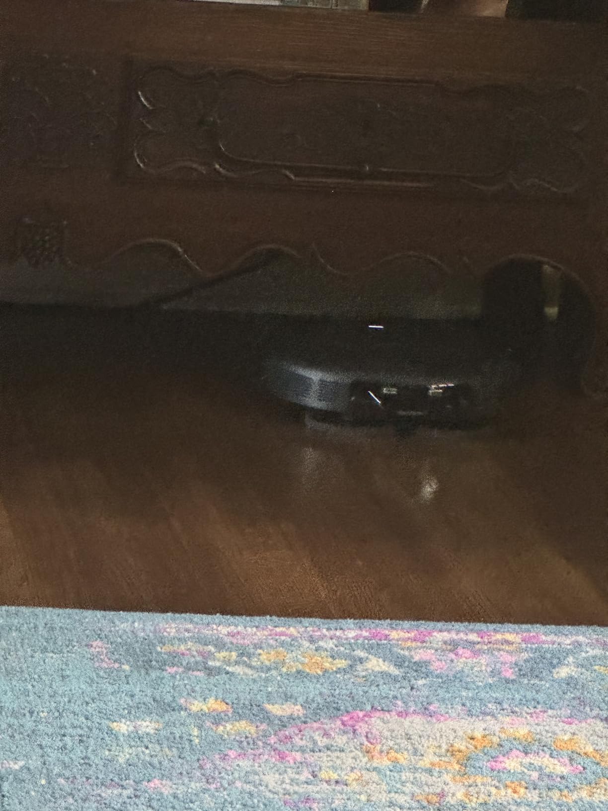 eufy Robot Vacuum E28, 20,000 Pa Suction, Roller Mop with HydroJet System, Portable Carpet for Deep Cleaning, All-in-One Robot Vacuum and Mop Combo, Zero-Tangling, Corner-to-Edge Cleaning customer photo 1