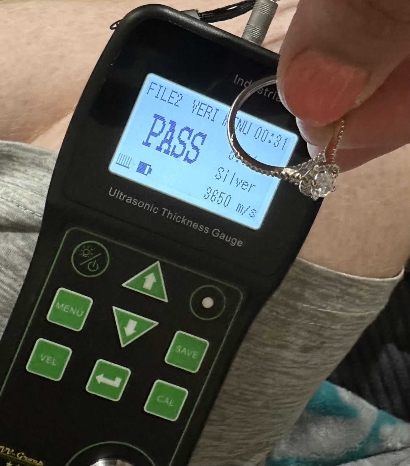 Ultrasonic Thickness Gauge Industrial-888 - Echo-Echo Through Coating up to 19.7 mils (500 μm), Pulse-Echo for Cast Iron, VERI Metal Test, NDT Thickness Meter 0.039-19.685 in (1-500 mm) customer photo 1