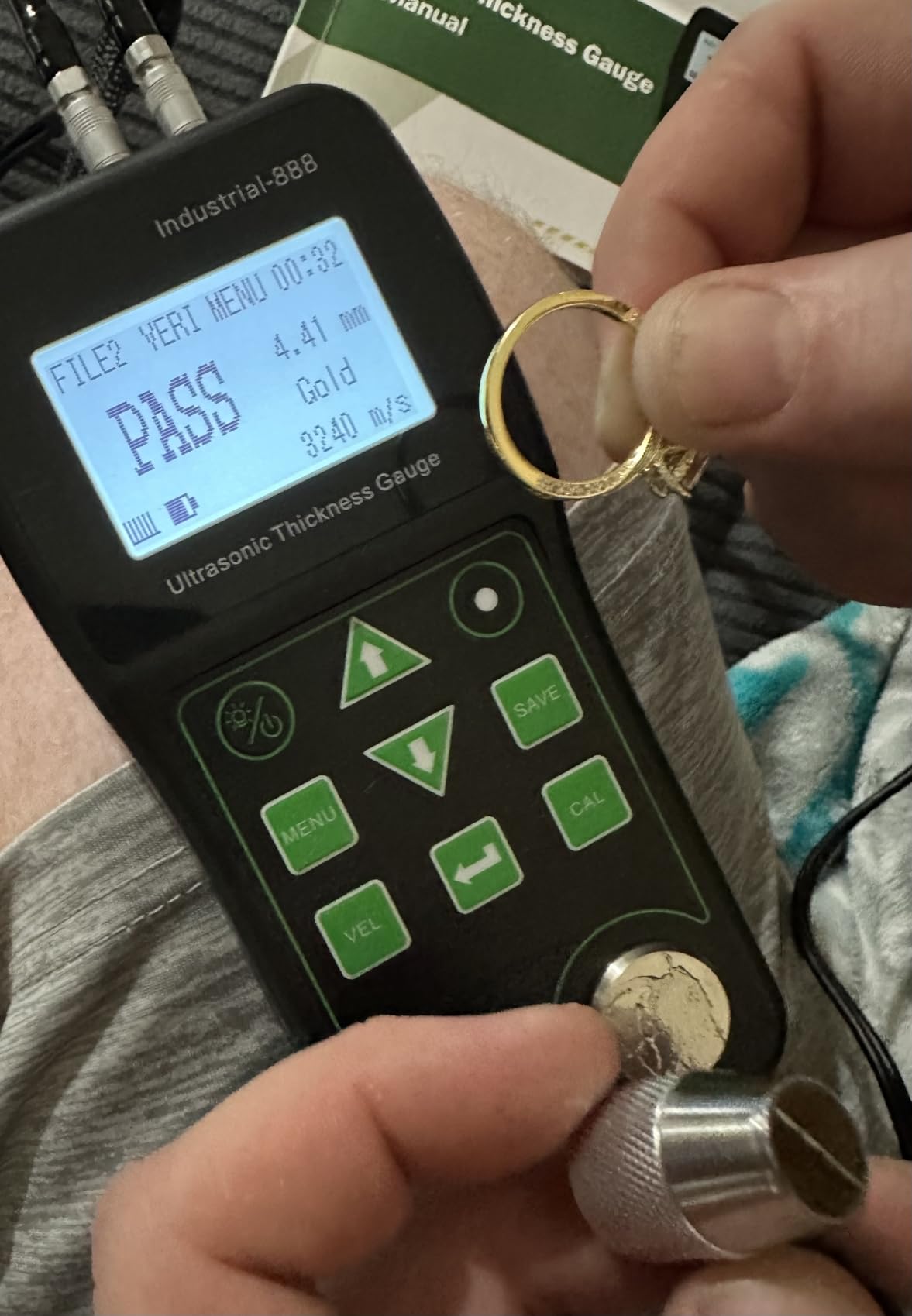 Ultrasonic Thickness Gauge Industrial-888 - Echo-Echo Through Coating up to 19.7 mils (500 μm), Pulse-Echo for Cast Iron, VERI Metal Test, NDT Thickness Meter 0.039-19.685 in (1-500 mm) customer photo 2