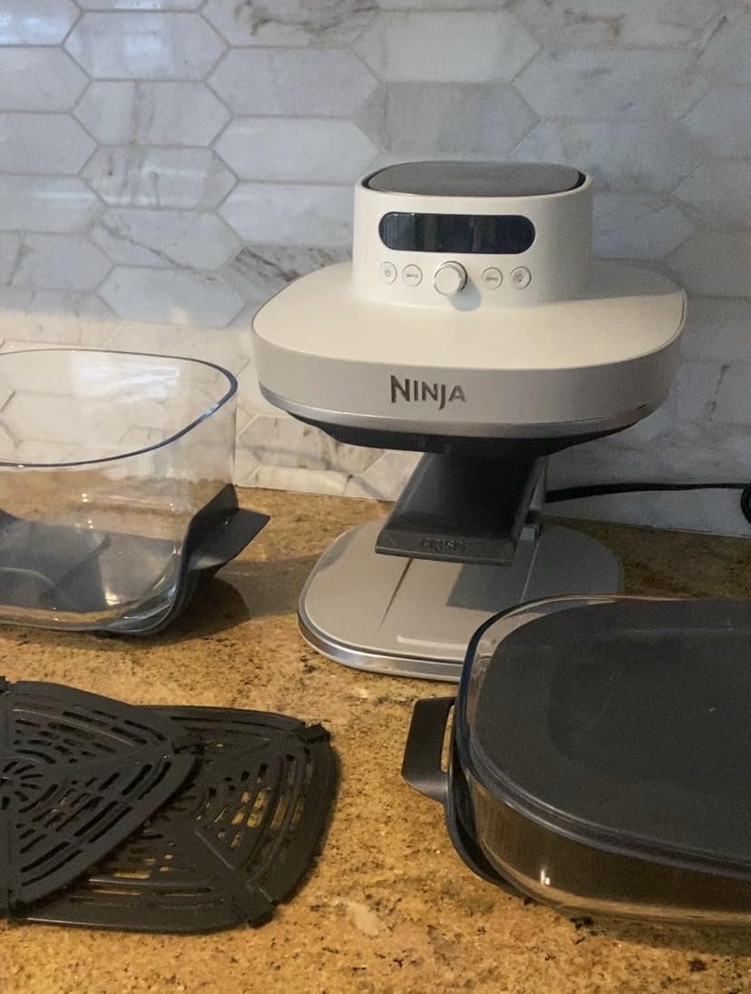 Ninja Crispi Pro 6-in-1 Glass Air Fryer, 6qt & 2.5qt Containers & Lids, Microwave/Freezer/Dishwasher Safe, 450F, 1800W, Bone, AS101LG customer photo 1