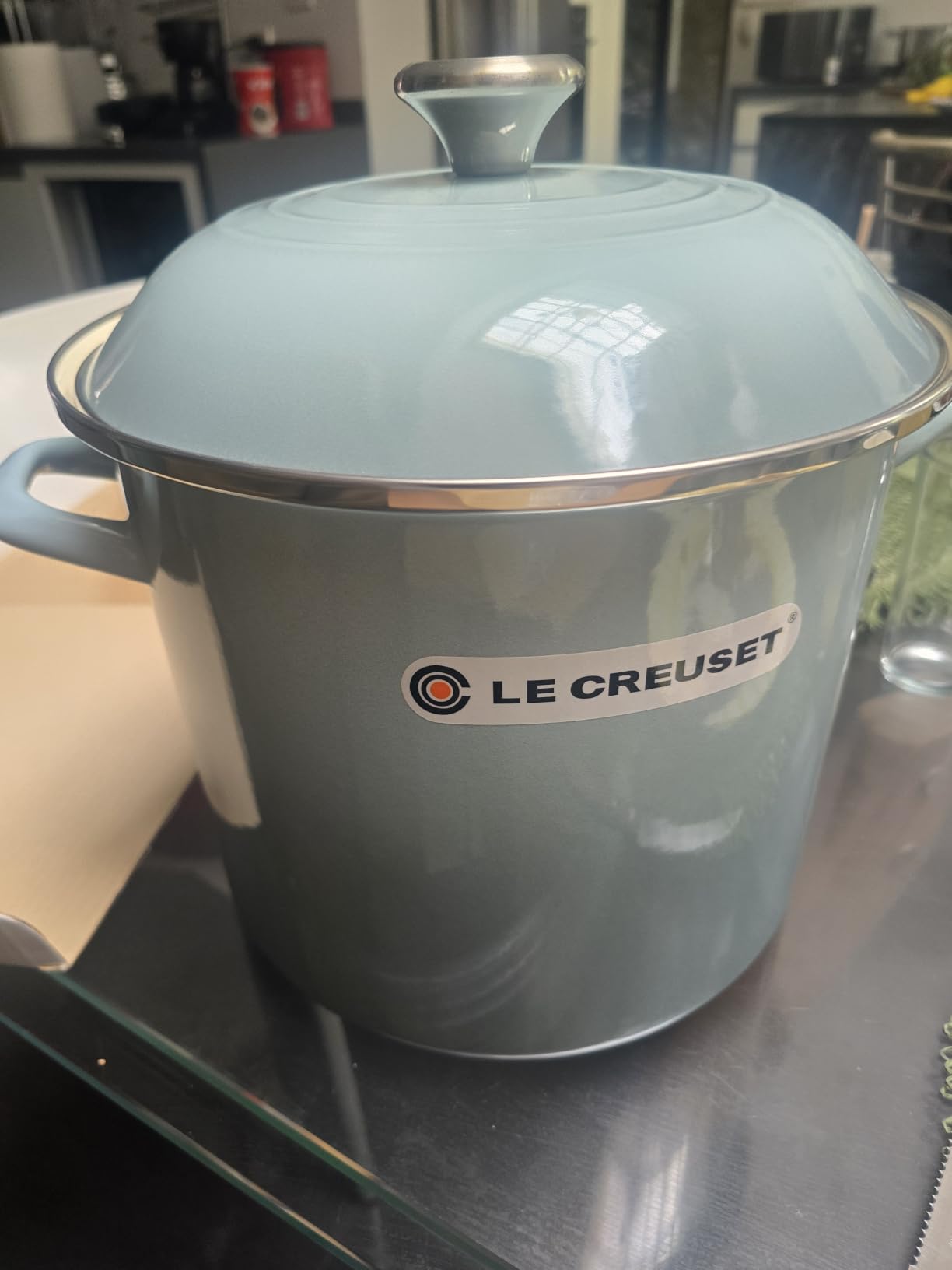 Le Creuset Enamel on Steel Traditional Stockpot, 12 qt., Cerise with Stainless Steel Knob customer photo 2