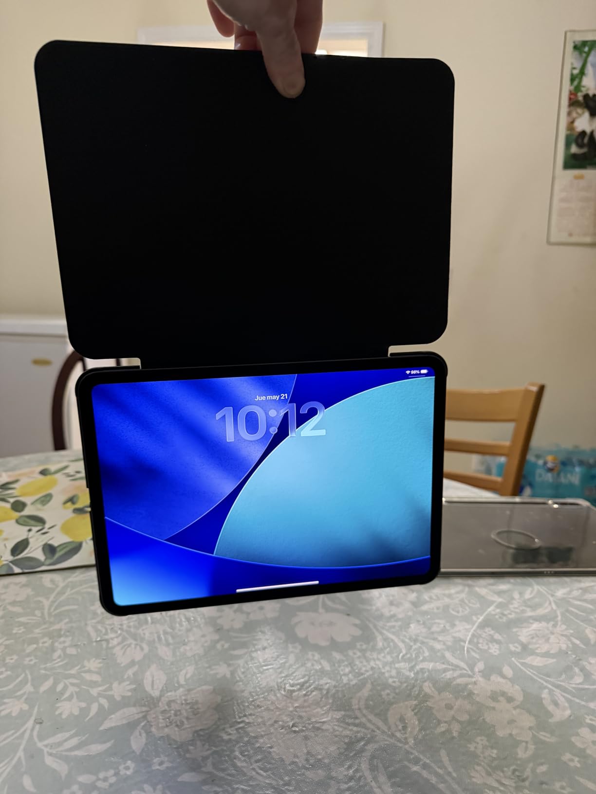 Apple iPad Pro 11-inch (M5): Ultra Retina XDR Display, 256GB, Landscape 12MP Front Camera/12MP Back Camera, LiDAR Scanner, Wi-Fi 7 with Apple N1, Face ID, All-Day Battery Life — Silver customer photo 1