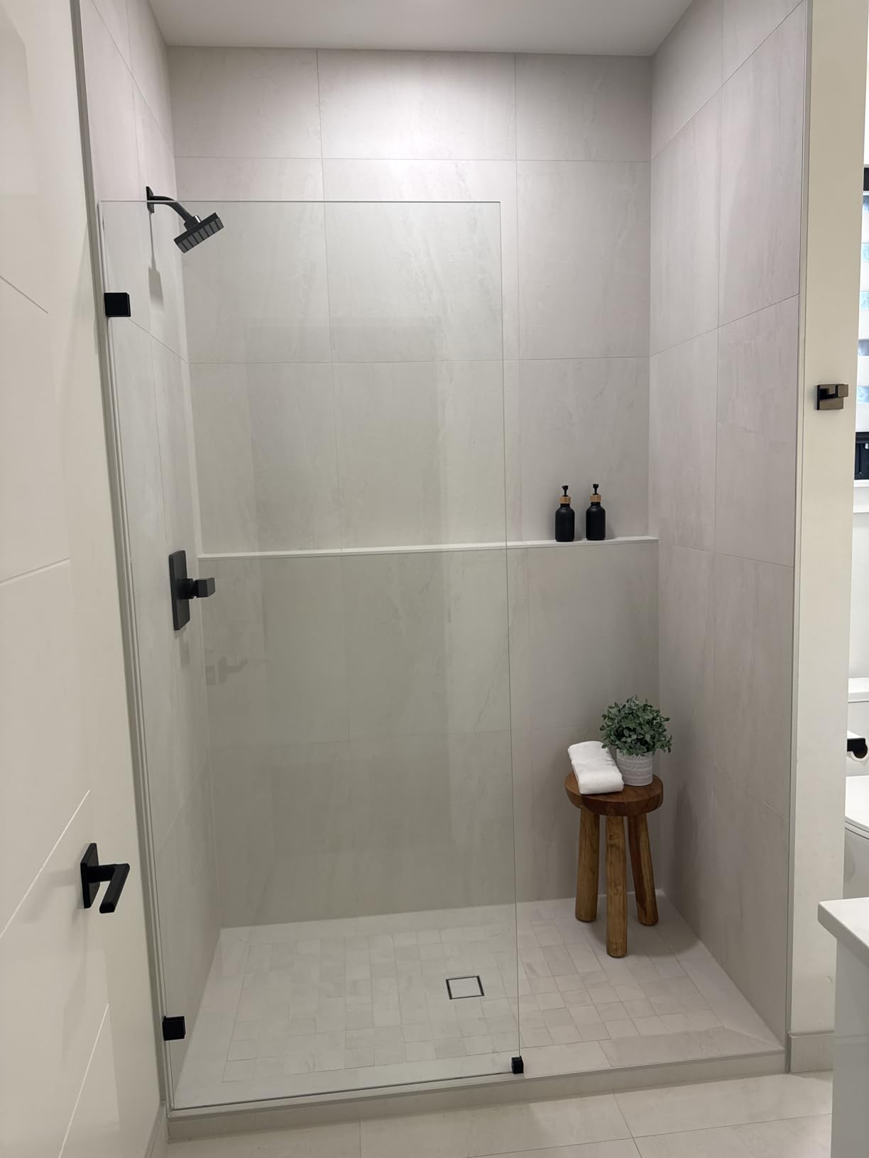 Shower Glass Panel Fixed Shower Screen, 32