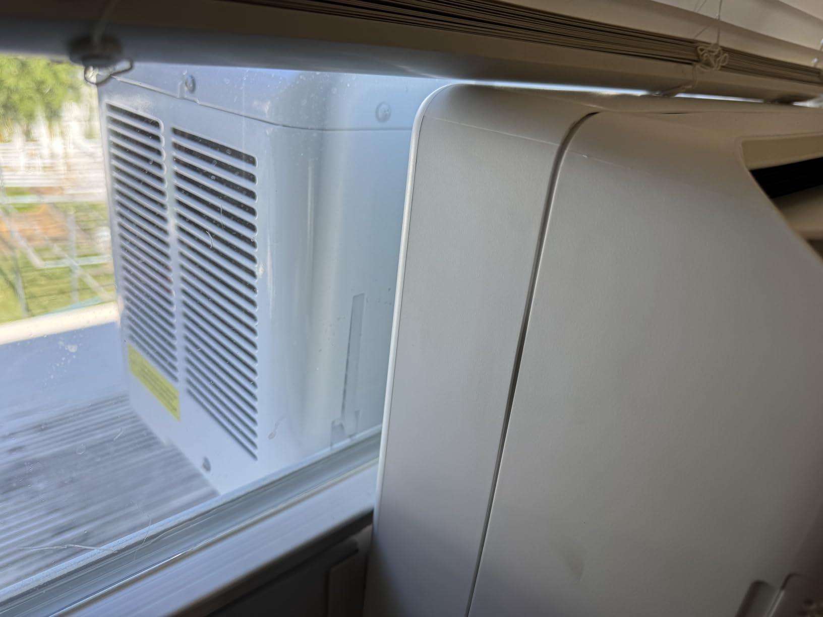 12,000 BTU U Shaped Smart Inverter Window Air Conditioner - Cools 550 Sq Ft, Ultra Quiet with Open Window Operation - Alexa/Google Assistant Compatible, 37% Energy Savings, Remote (2026 Edition) customer photo 2