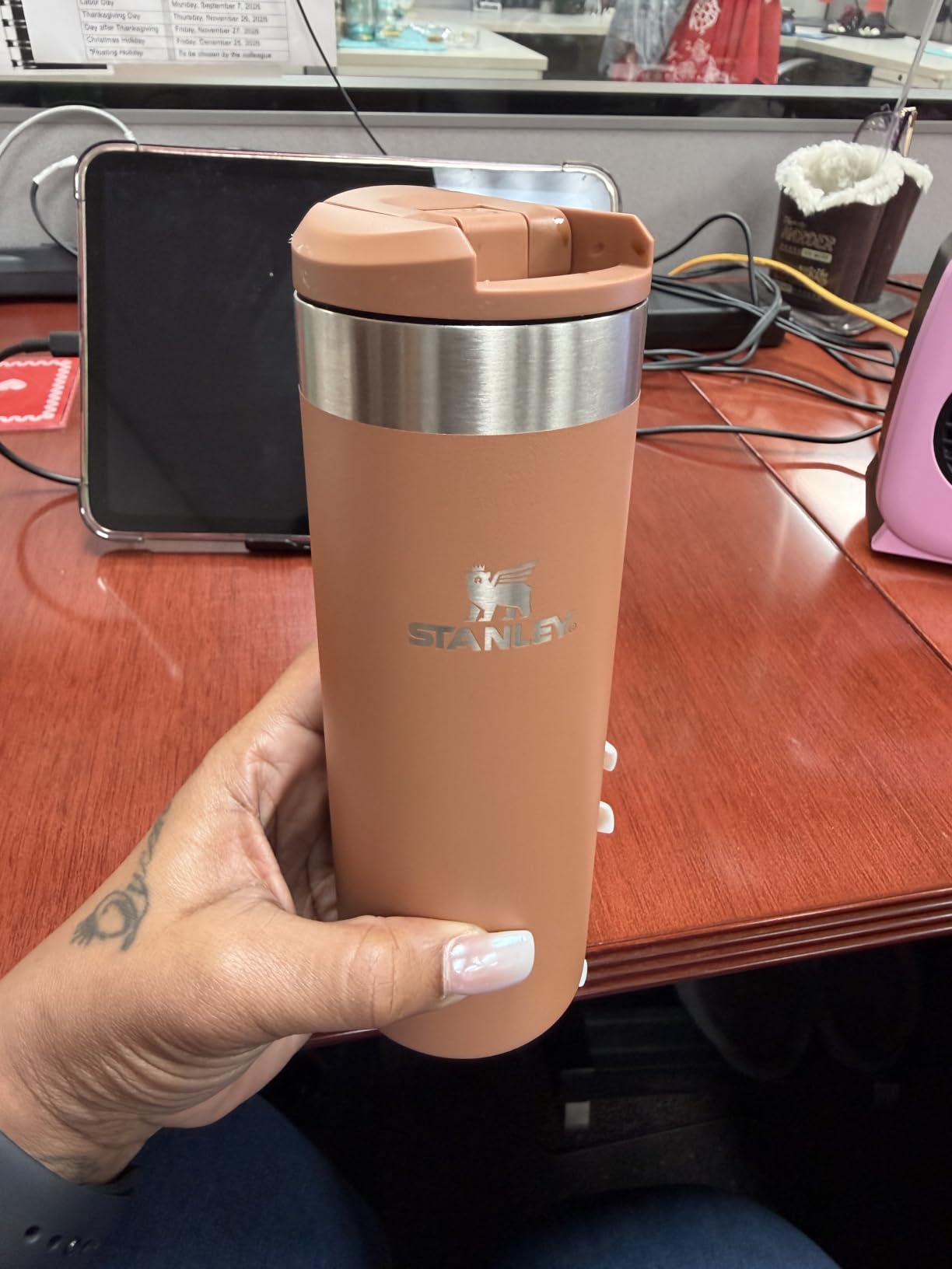 STANLEY Transit FlipTop Mug | Leakproof Coffee Travel Cup | Vacuum Insulated Stainless Steel | Stays Hot or Cold for Hours | BPA-Free | 20 oz | Daffodil customer photo 2