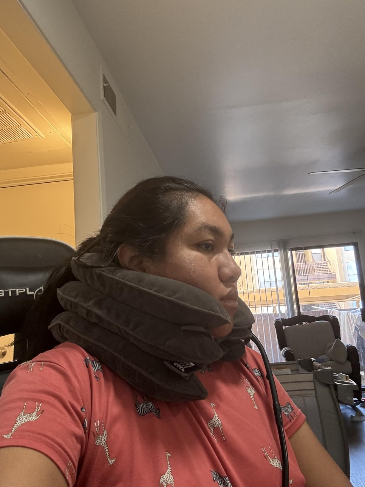 Cervical Neck Stretcher and Cervical Traction Device, Inflatable Neck Traction Device for Home Use, Decompression Devices and Support Brace for Pinched Nerve Relief, Extender Pillow and Hammock customer photo 2