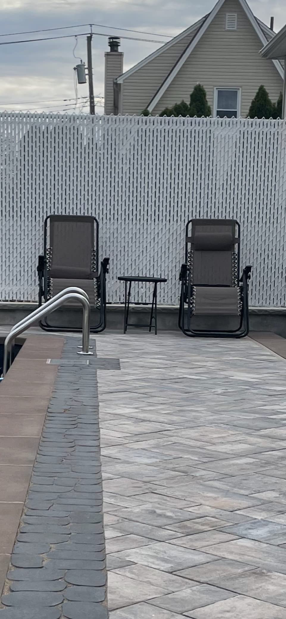 JY QAQA Outdoor Adirondack Chair Set of 2, All-Weather HDPE Patio Furniture with Detachable Table, Wood Texture & Cup Holder for Patio, Poolside, Garden, White customer photo 2