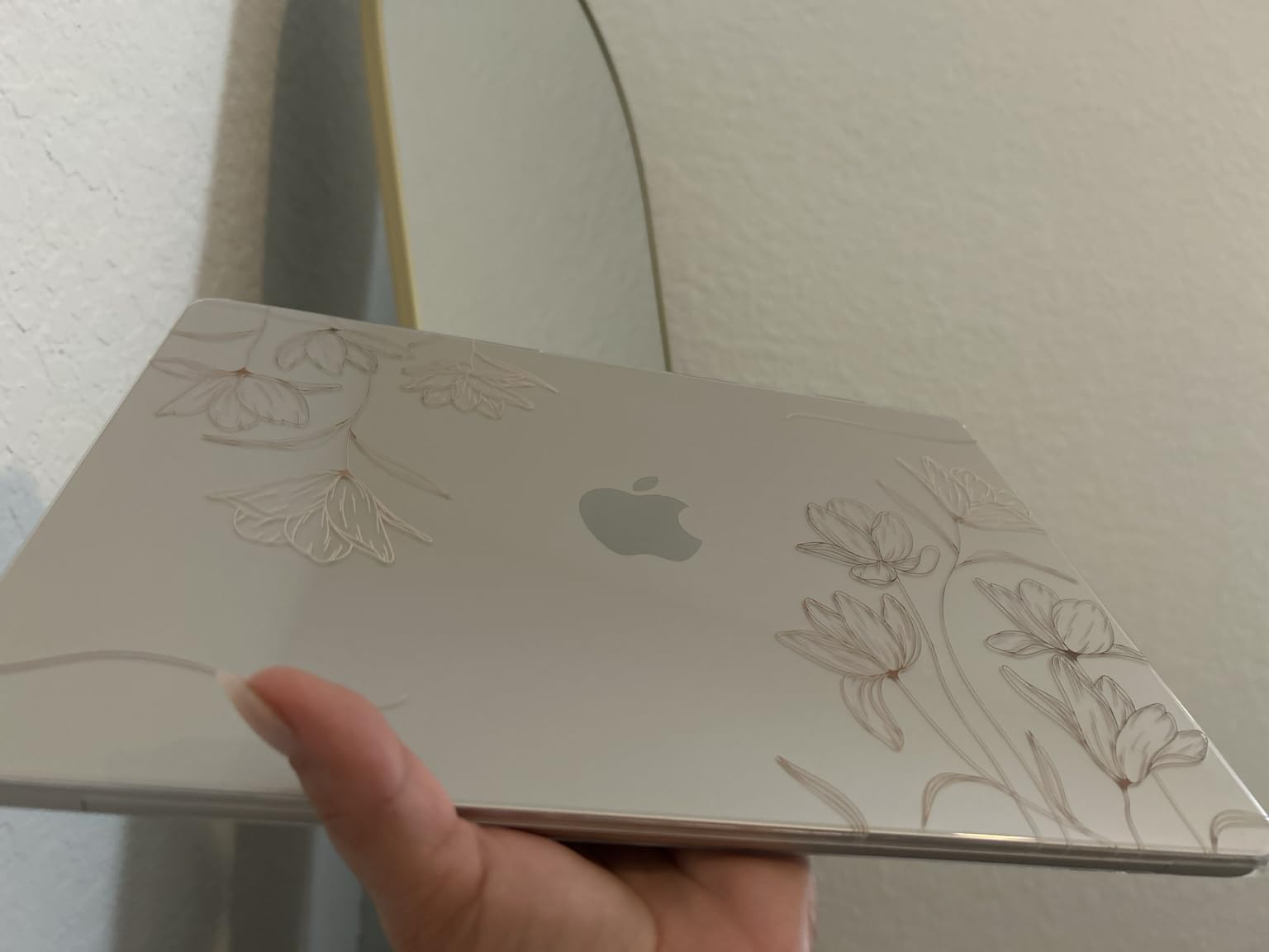 Apple 2026 MacBook Air 13-inch Laptop with M5 chip, Built for AI, 13.6-inch Liquid Retina Display, 16GB Unified Memory, 512GB SSD, 12MP Center Stage Camera, Touch ID, Wi-Fi 7; Silver customer photo 2