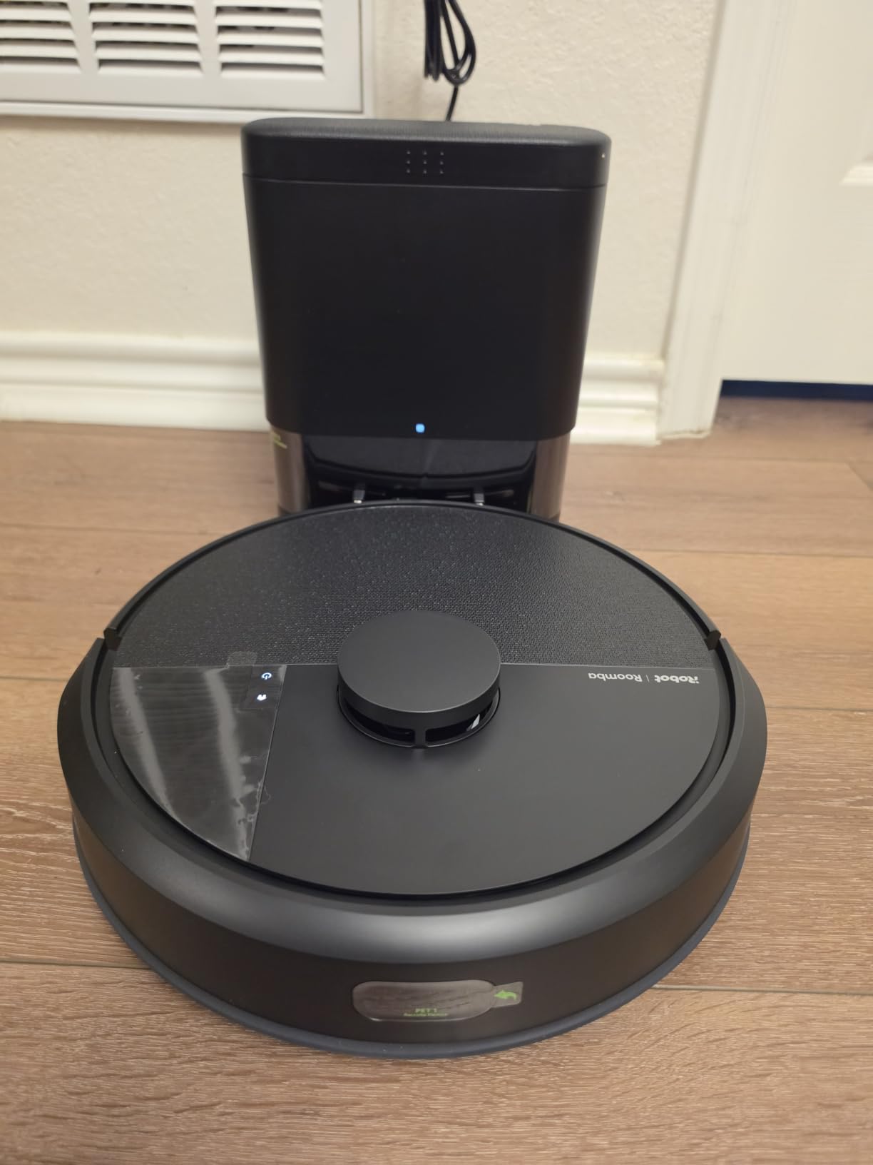 Roomba 105X Robot Vacuum & Mop Combo, AutoEmpty Dock, Self-Emptying for Up to 75 Days, 70x Power-Lifting Suction, Smart LiDAR Mapping, App & Voice Control, Ideal for Homes with Pets & Kids customer photo 1
