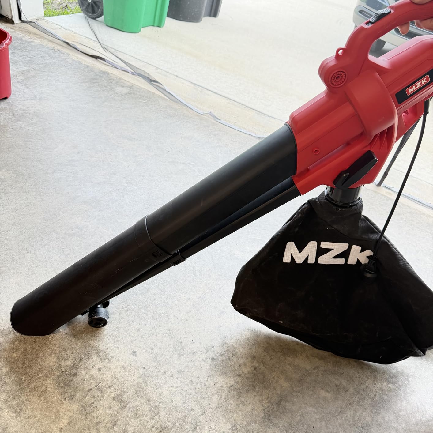 MZK 3 in 1 Electric Leaf Blower Corded, Leaf Vacuum and Leaf Mulcher, 460 CFM, 167 MPH Airflow, Corded Blowers with 40L Leaf Collection Bag for Yard, Garden, LB60C customer photo 2