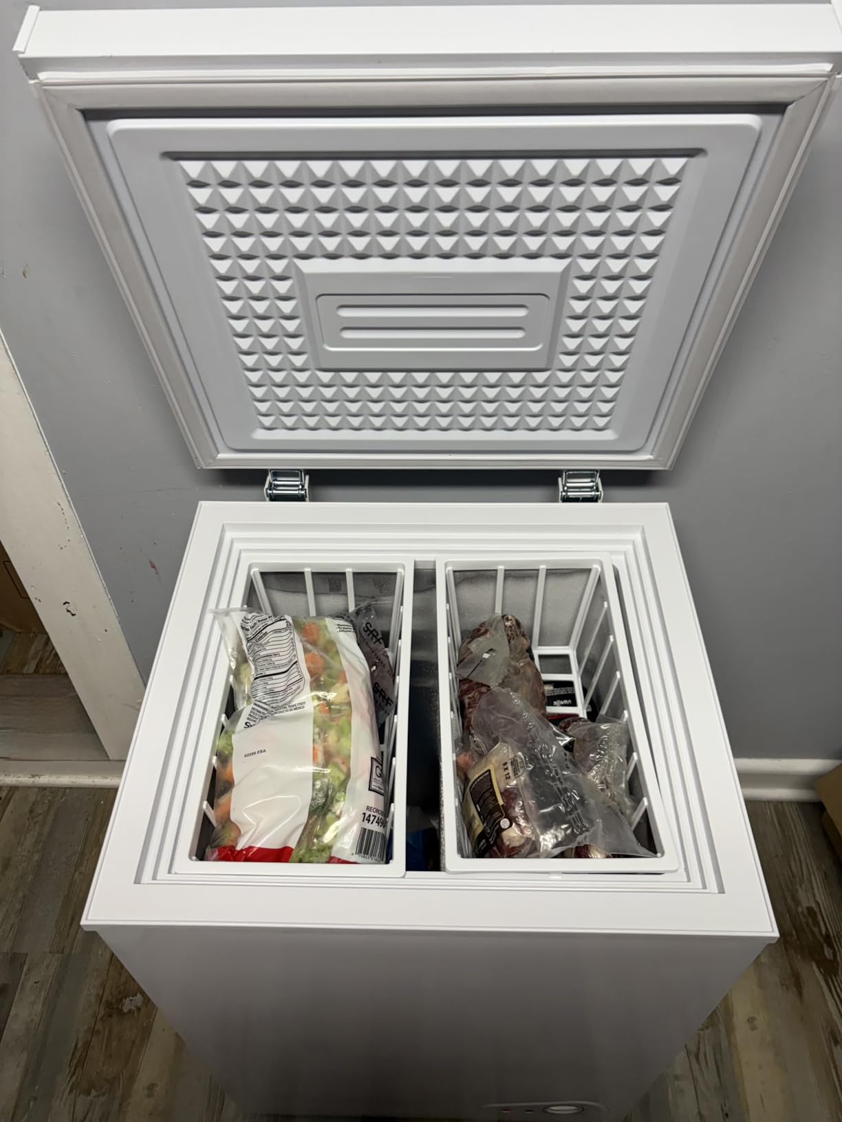 Large Chest Freezer, 14.5 Cu.Ft Commercial Deep Freezer with 8 Level Adjustable Temperature customer photo 2