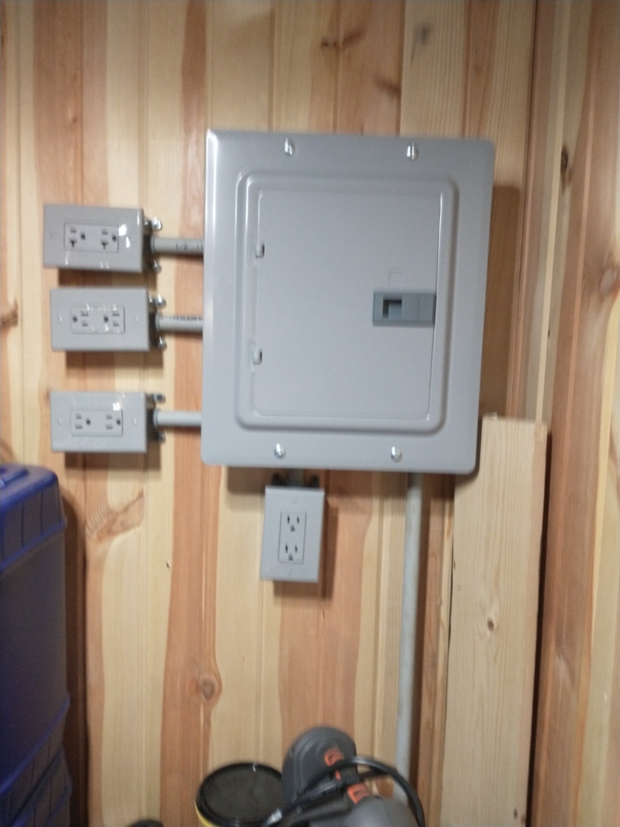 Siemens E1020MB1100FCGP 100-Amp Indoor Narrow Width Renovation Main Breaker Load Center, 10-Space 20-Circuit, Gray customer photo 2