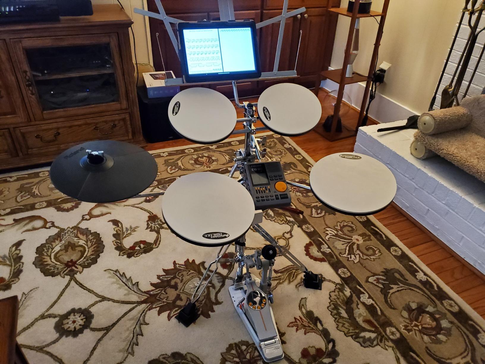 DW Go Anywhere 5-Piece Practice Pad Set with Stand (DWCPPADTS5) customer photo 2